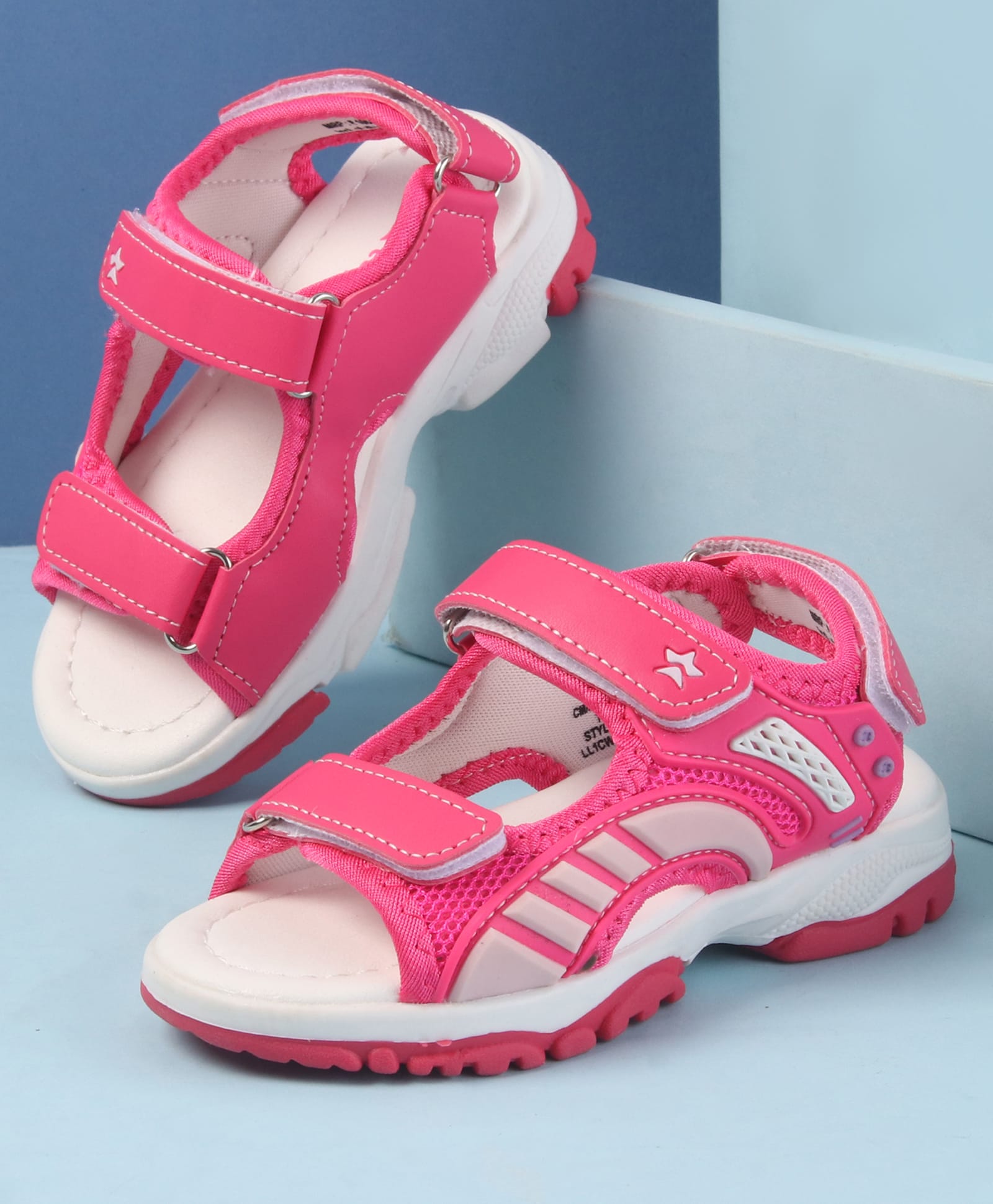 Cute Walk by Babyhug Velcro Closure Sandals - Dark Pink-picture-24