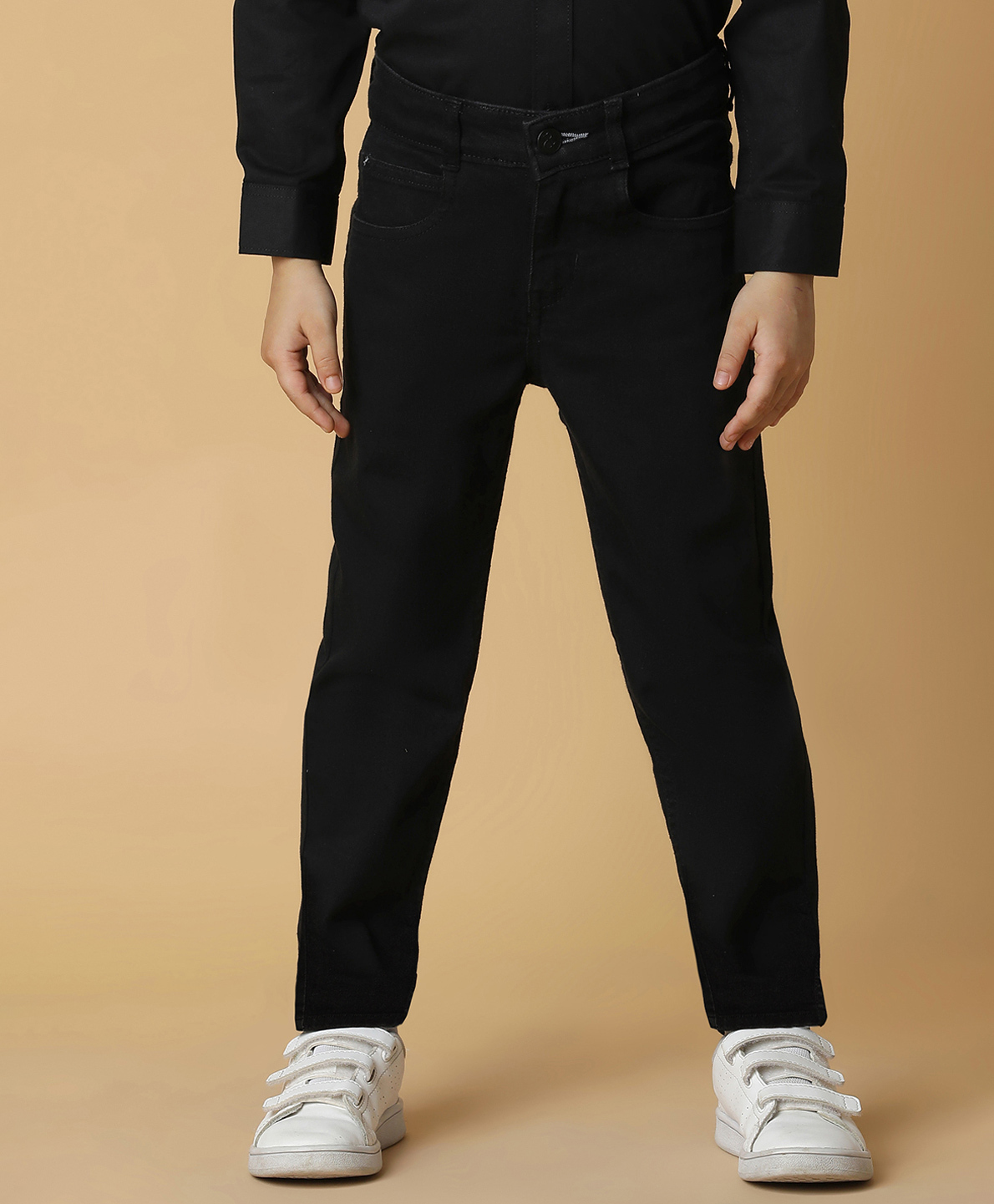 Tales & Stories Denim Solid Slim Fit Jeans - Black-picture-22