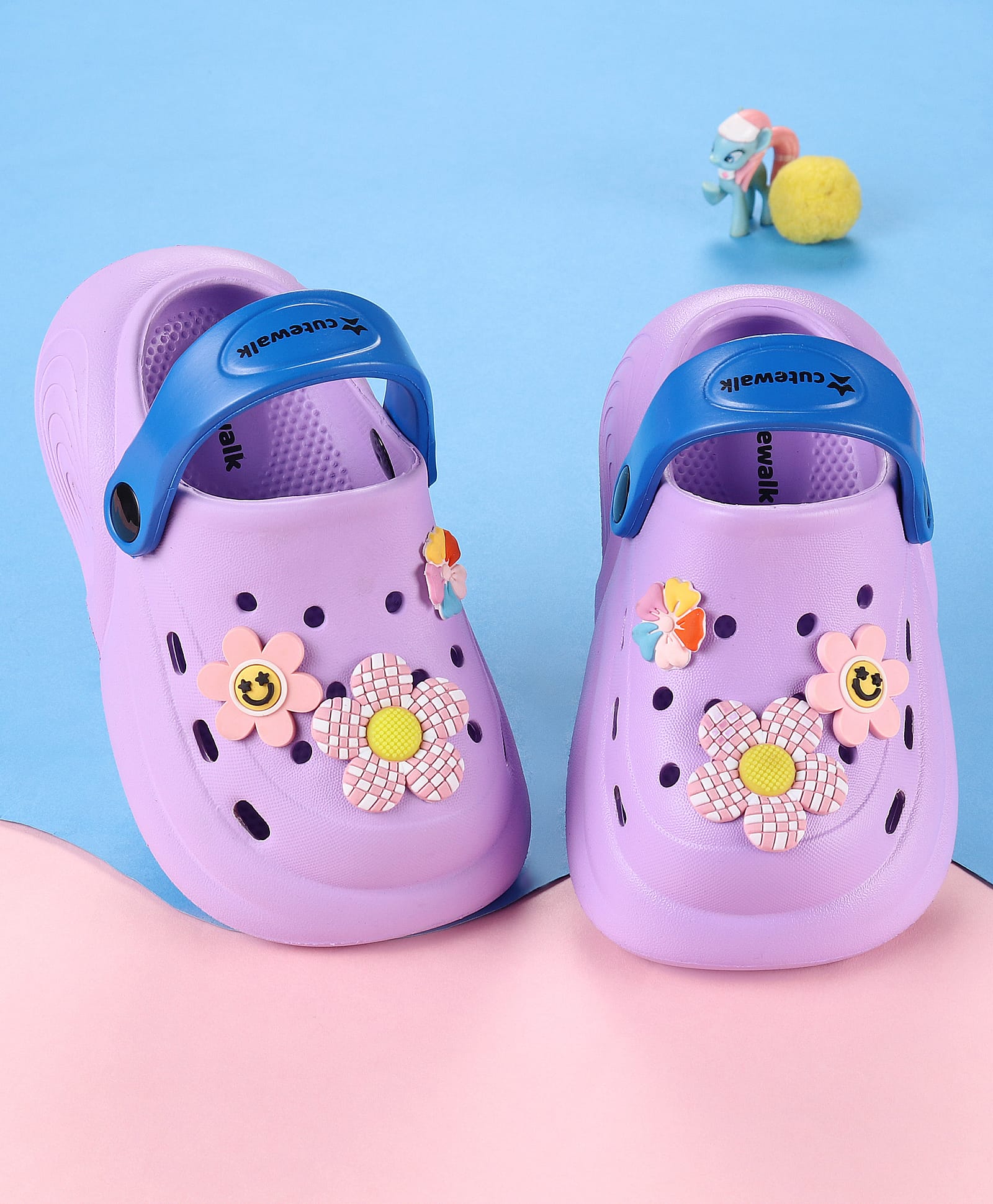 Cute Walk by Babyhug Clogs with Back Strap & Floral Applique - Purple-picture-13