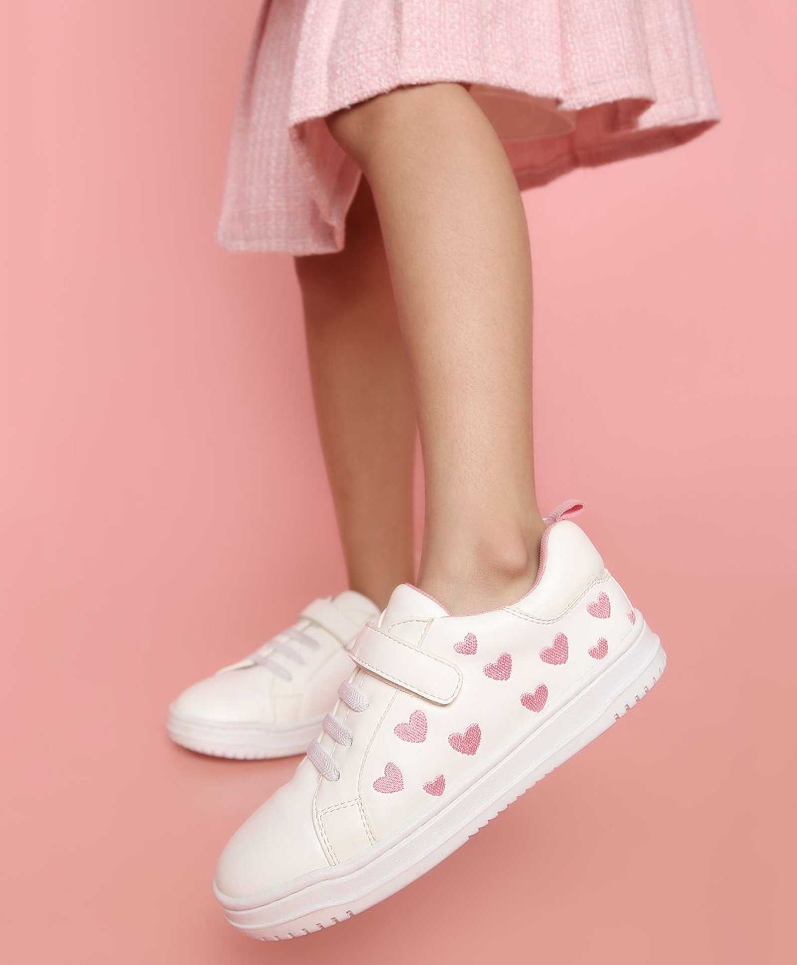Aria+Nica Heart Designed With Velcro Closure Sneakers - White-picture-35