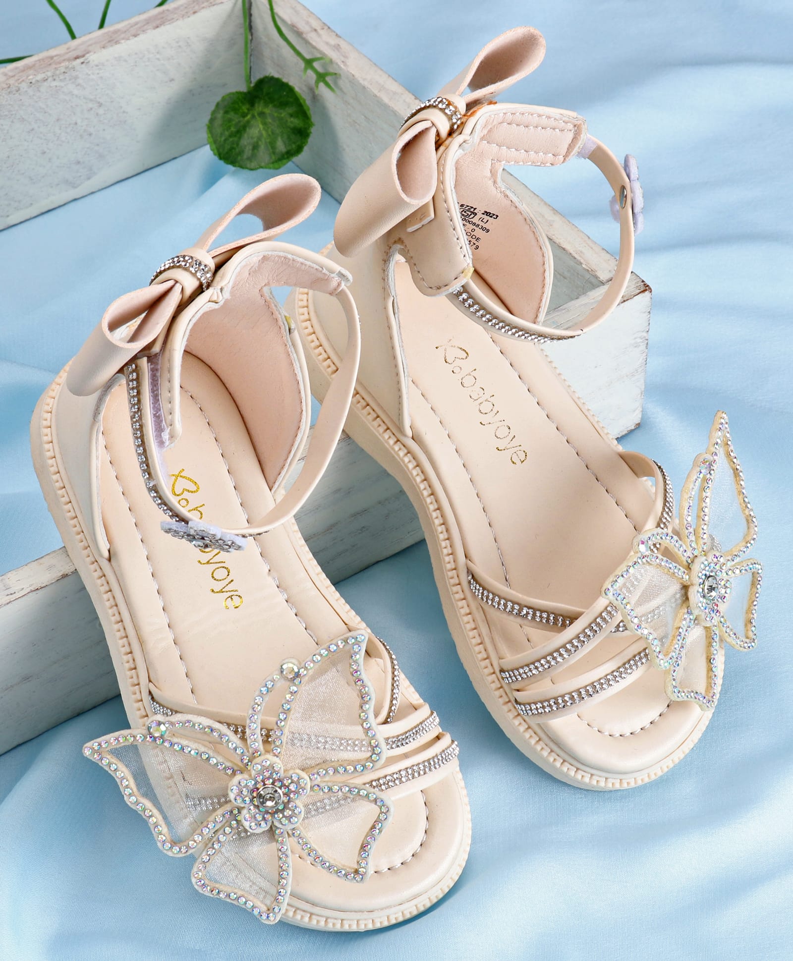 Babyoye Velcro Closure Sandals With Butterfly Bow & Floral Applique - White-picture-20