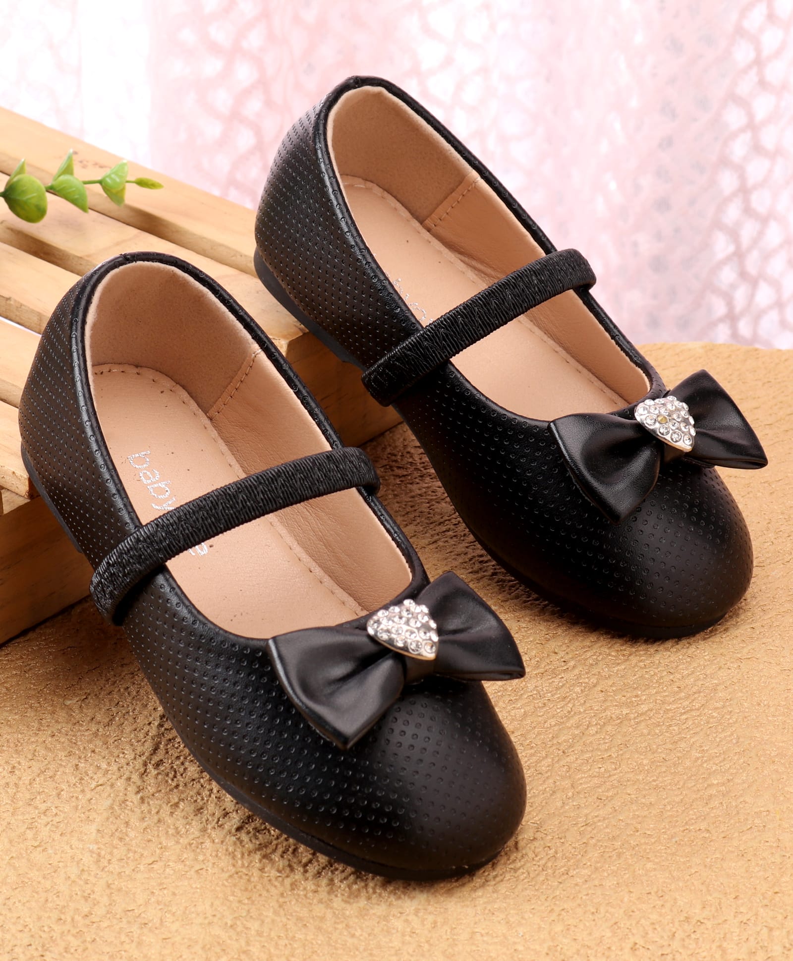 Babyoye Slip On Solid Ballerinas With Bow Applique - Black-image-13