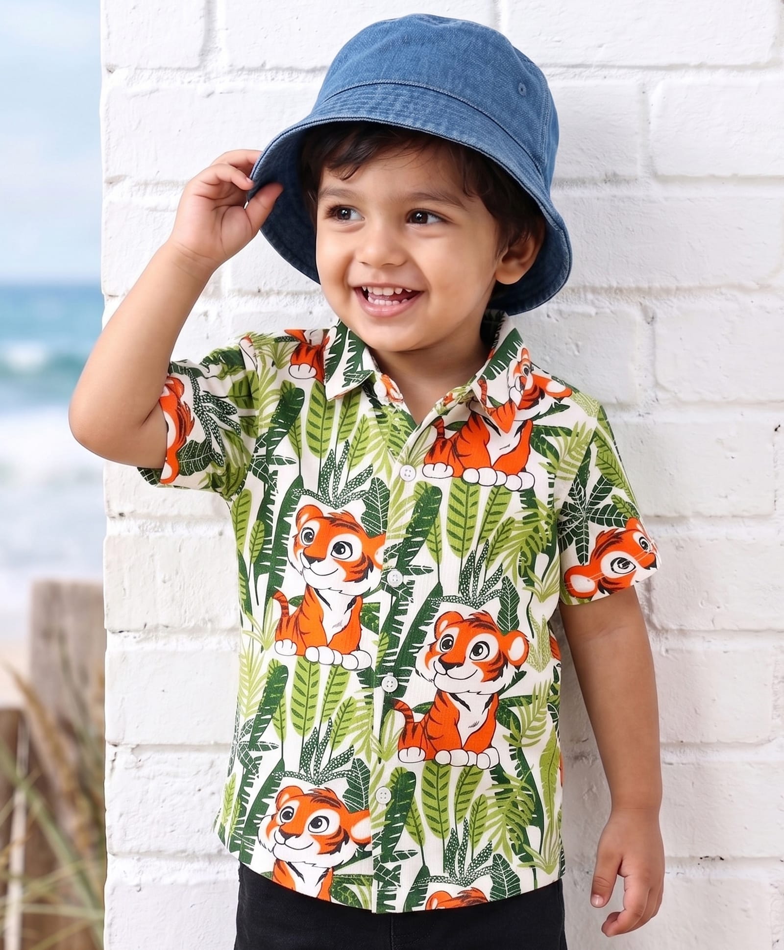 Babyhug Cotton Knit Half sleeves Shirt With Tiger Print - Green-image-11