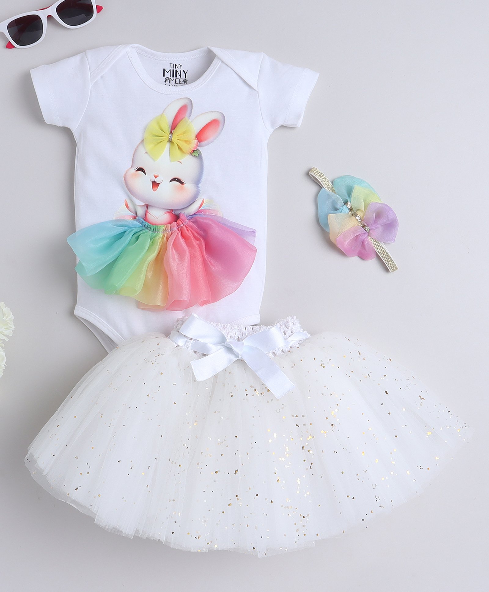 TINY MINY MEE Elastane Half Sleeves Polka Dots Glitter & Rabbit Printed Onesie & Skirt With Headband Set - Multi Colour-image-8