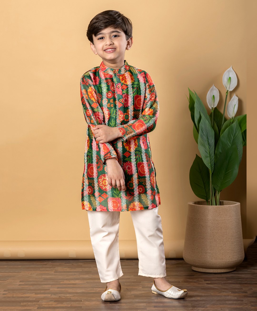 READIPRINT Chandheri Silk Full Sleeves Floral Printed Kurta & Pyjama Set -Green-picture-40