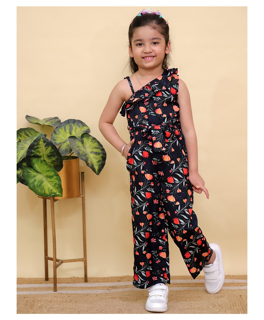 Junitos Sleeveless Floral Printed Jumpsuit - Black-picture-23