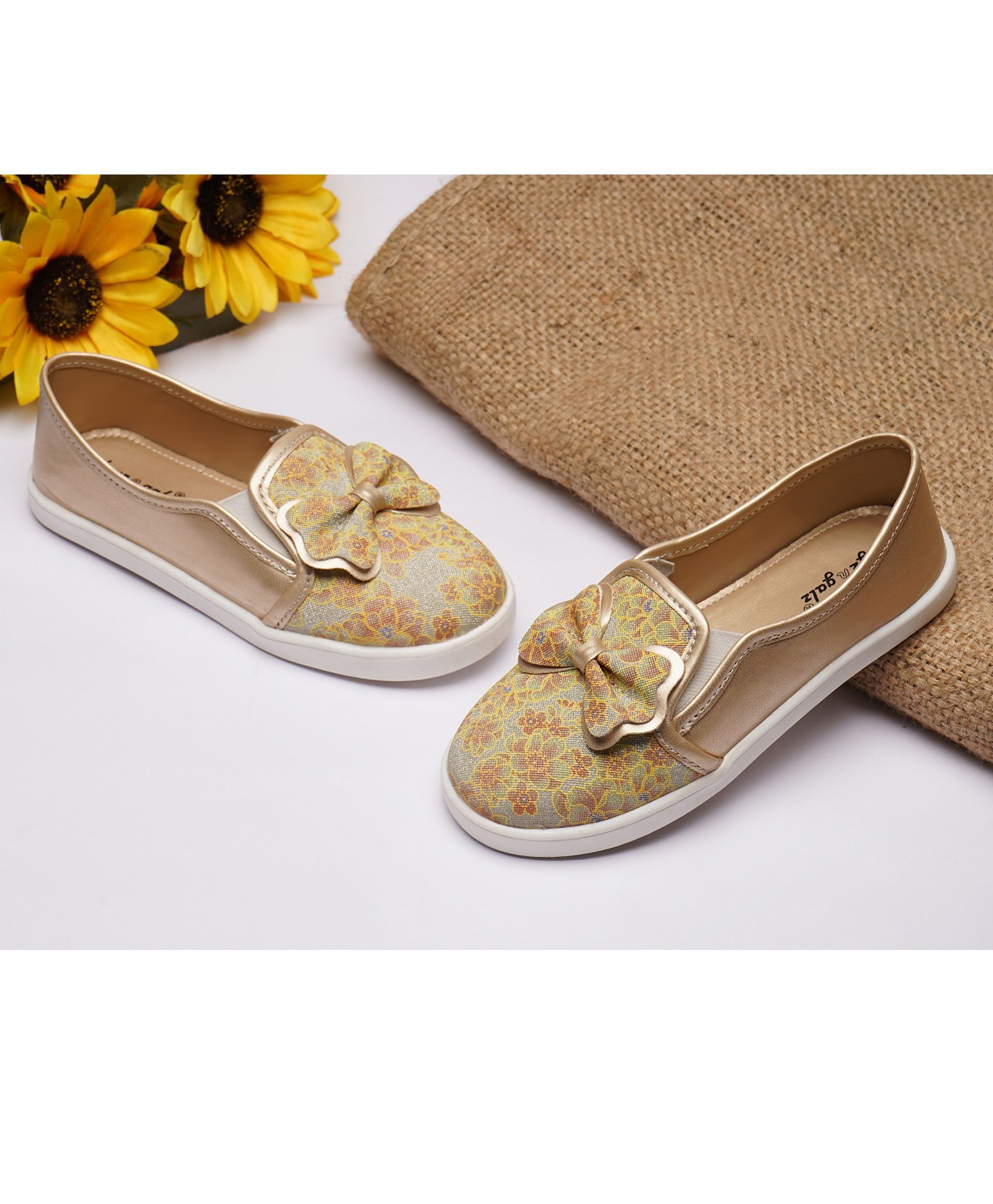 boyz n galz Bow Applique Detailed Floral Designed Slip On Shoes - Gold-image-40