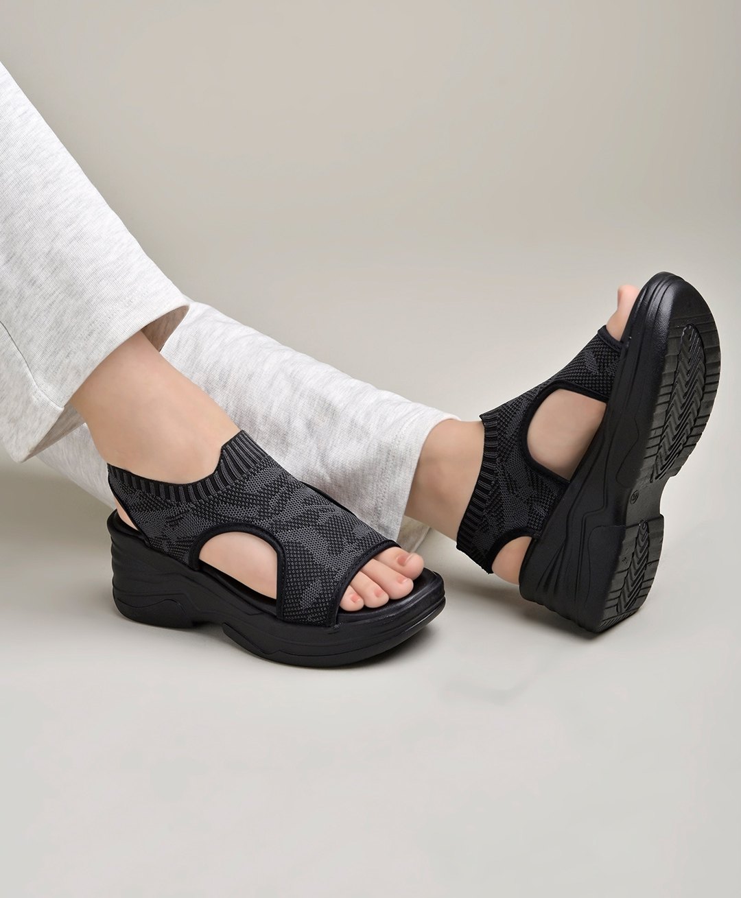 Shoetopia Abstract Designed Sandals - Black-picture-15