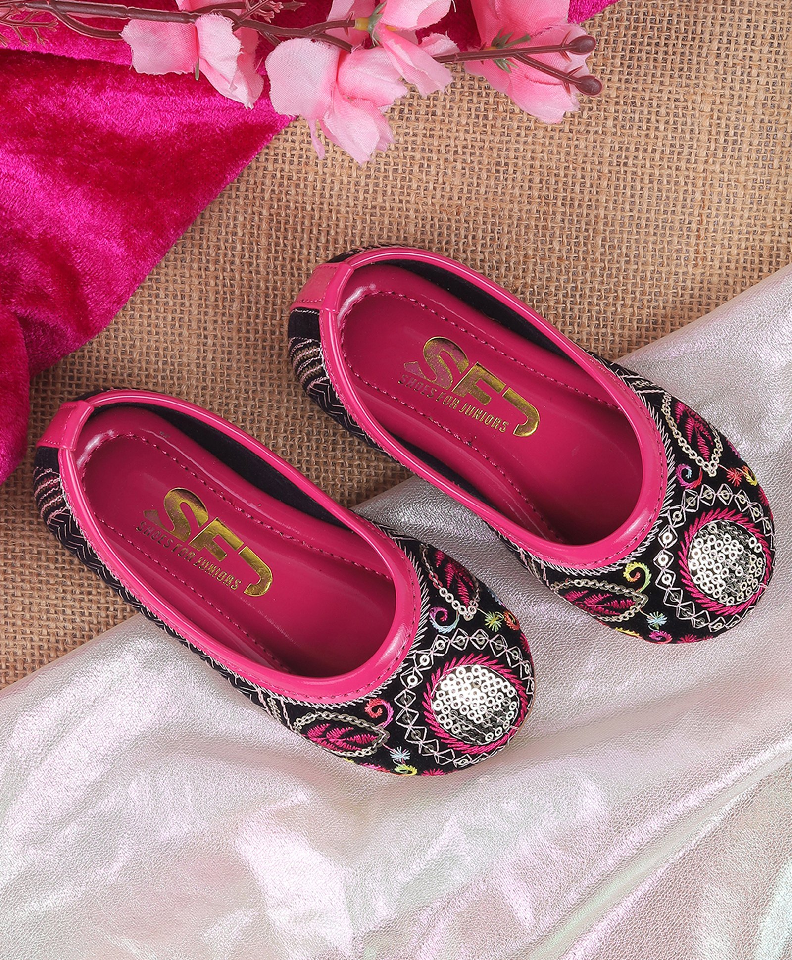SHOES FOR JUNIORS Paisley Embroidered & Sequins Embellished Ballerinas - Pink-picture-26