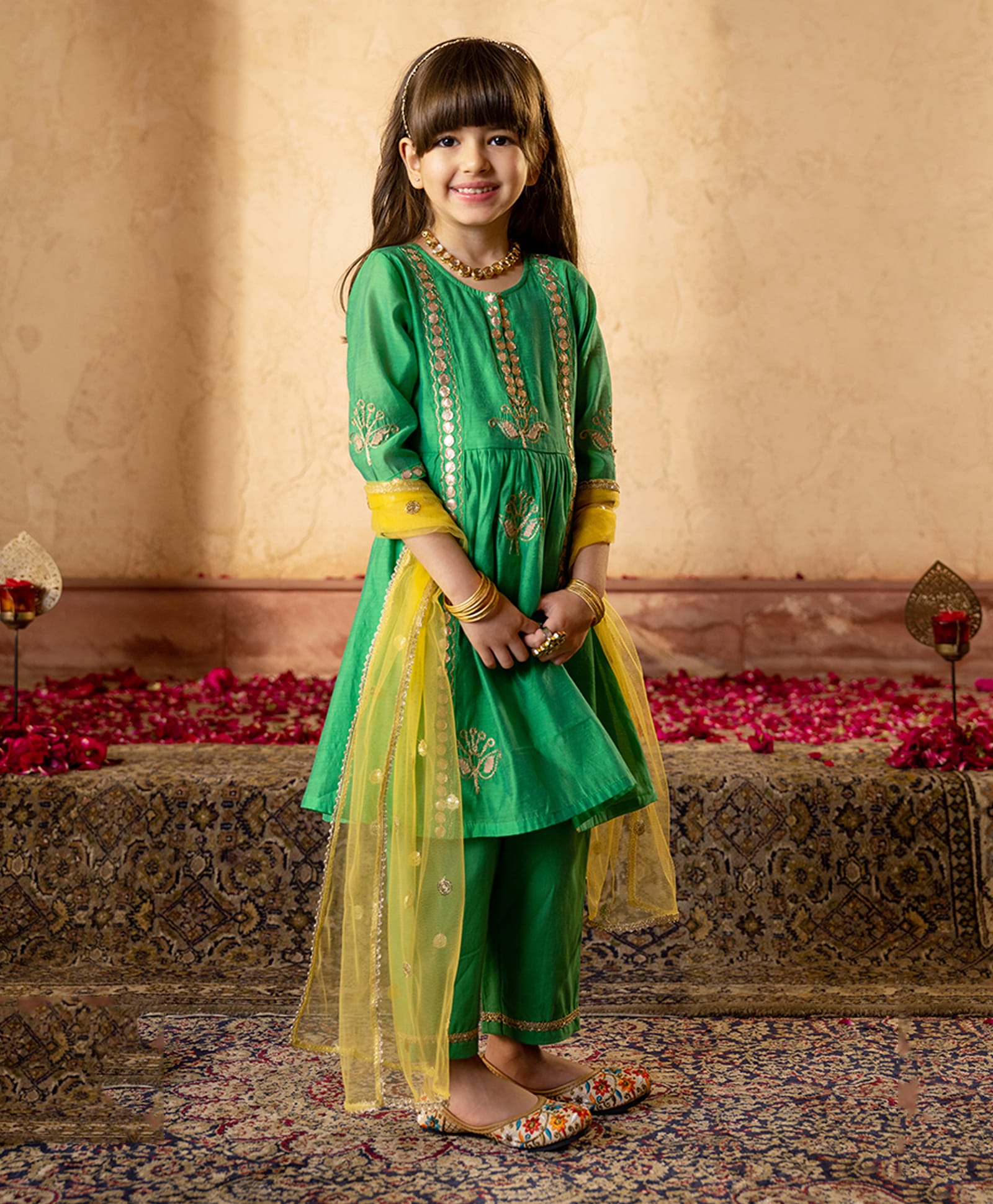 Pspeaches Chanderi Woven Three Fourth Sleeves Floral Embroidered & Mirror Work Detailed Kurta & Pant With Dupatta Set - Green-image-24