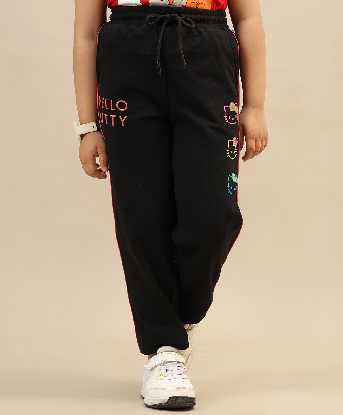 Kidsville Cotton Hello Kitty Featuring Characters Printed Pajama - Black-image-32