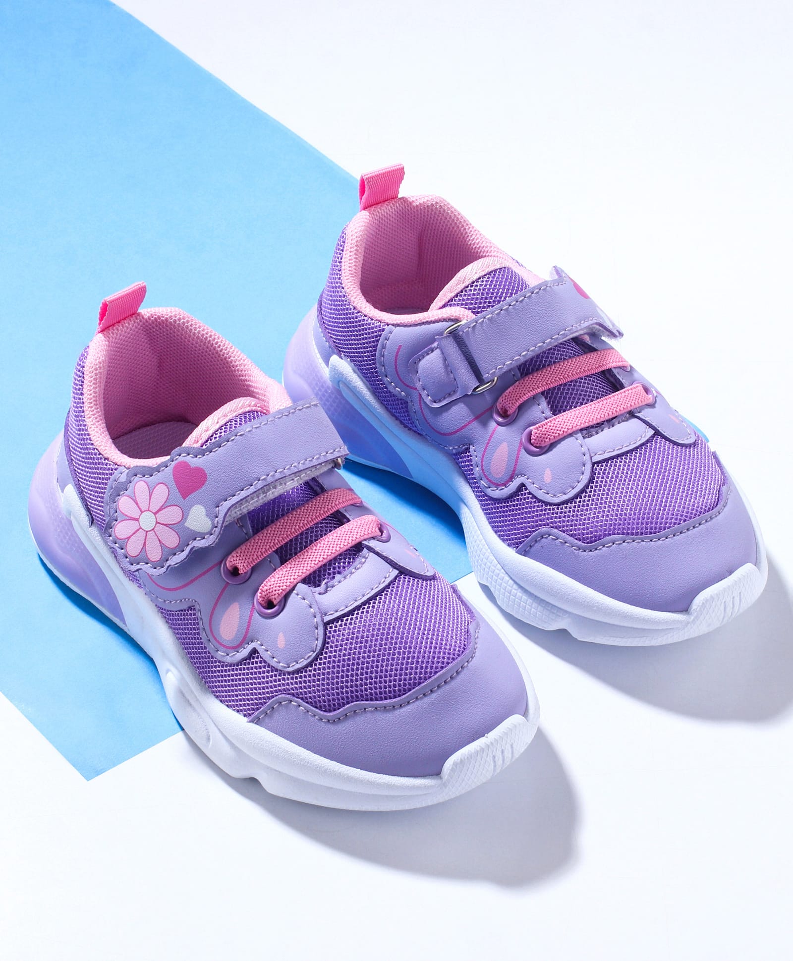 Cute Walk by Babyhug Sneaker Shoes With Velcro Closure - Purple-picture-18