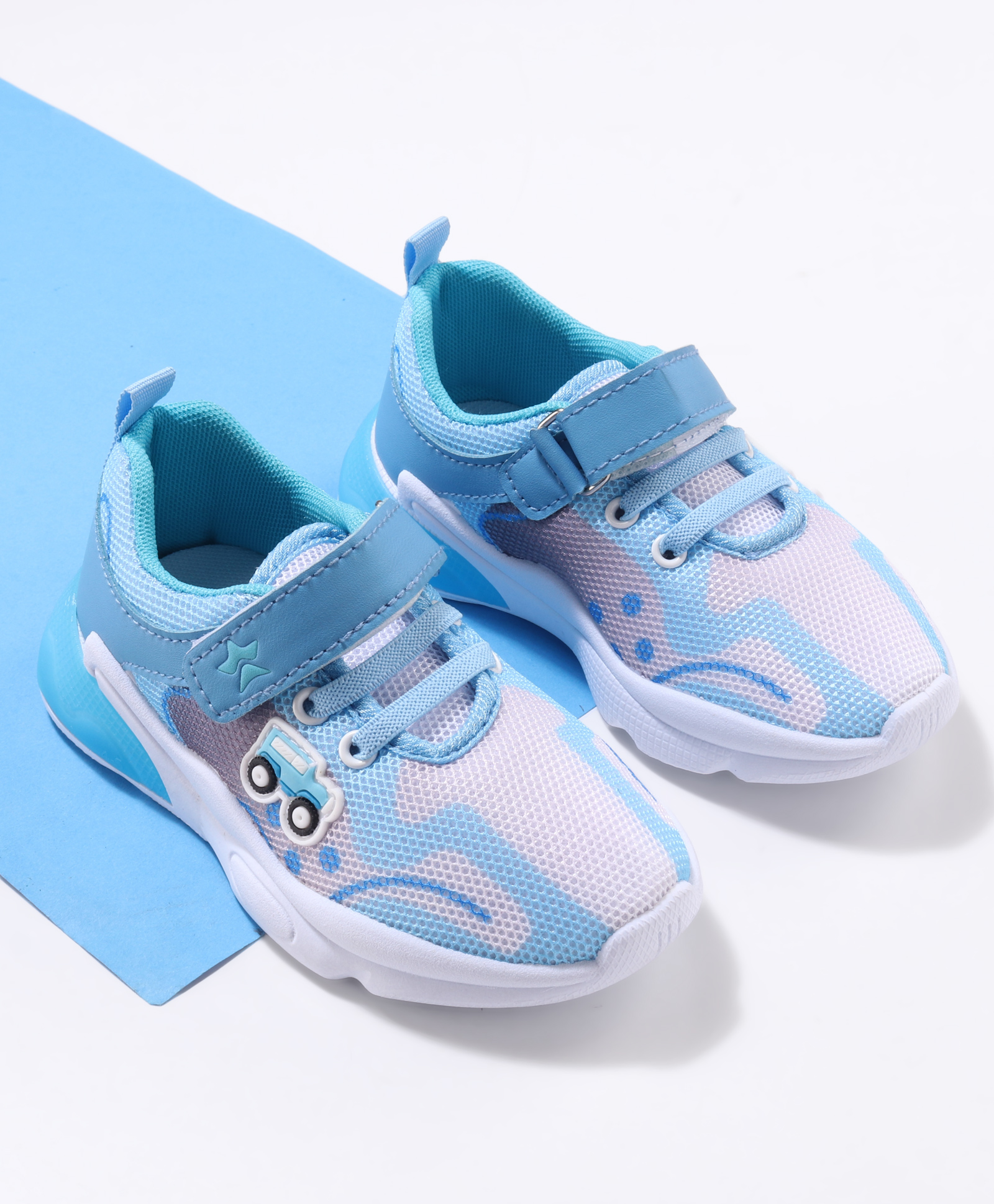 Cute Walk by Babyhug Velcro Closure Sneaker Shoes with Vehicle Patch - Blue-picture-22