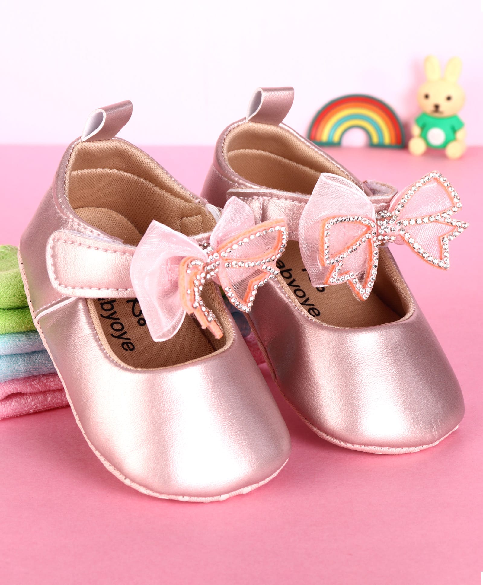 Babyoye Velcro Closure Solid Coloured Booties With Bow Applique - Pink-image-6