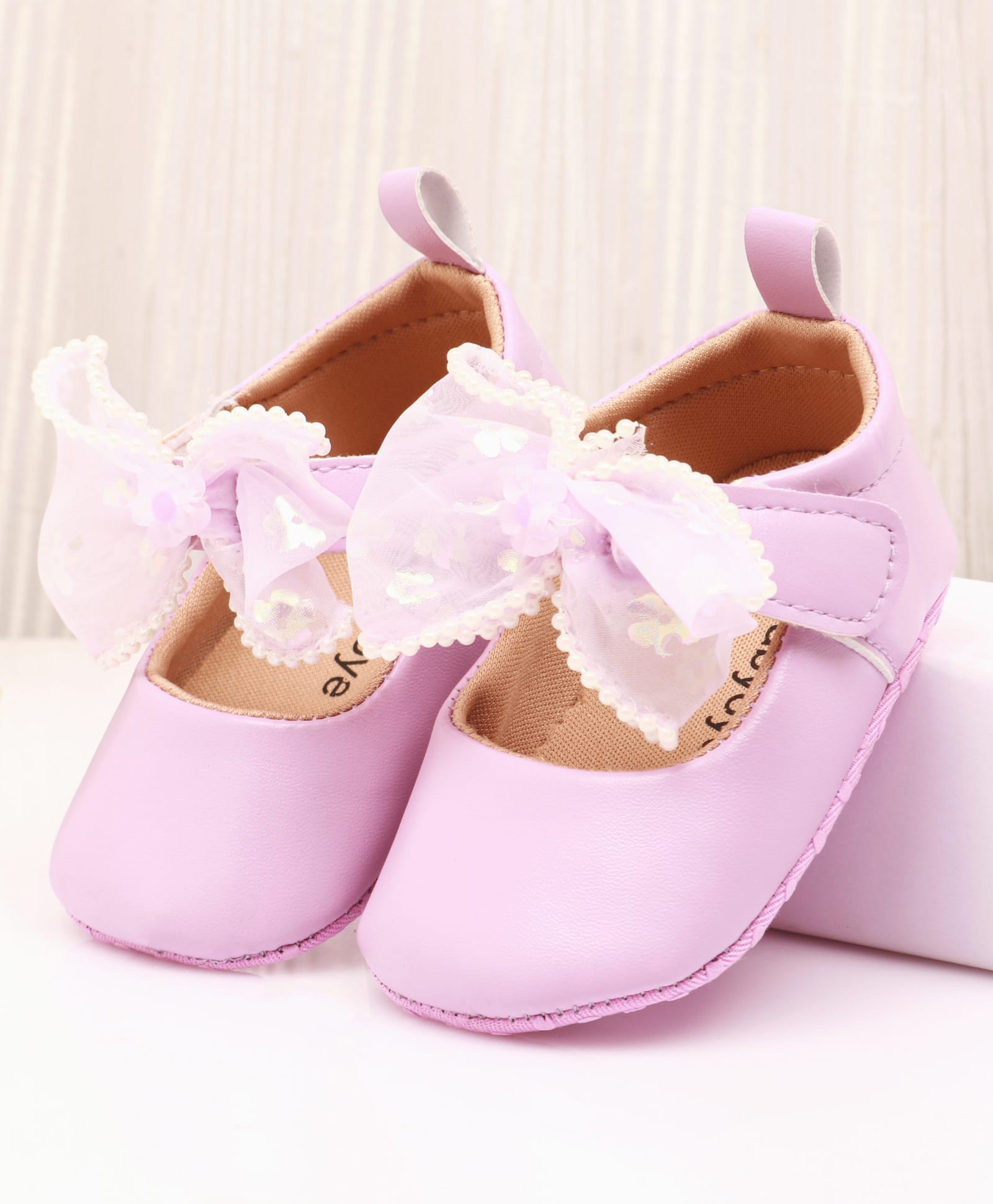 Babyoye Velcro Closure Solid Coloured Booties With Bow Applique - Purple-image-8