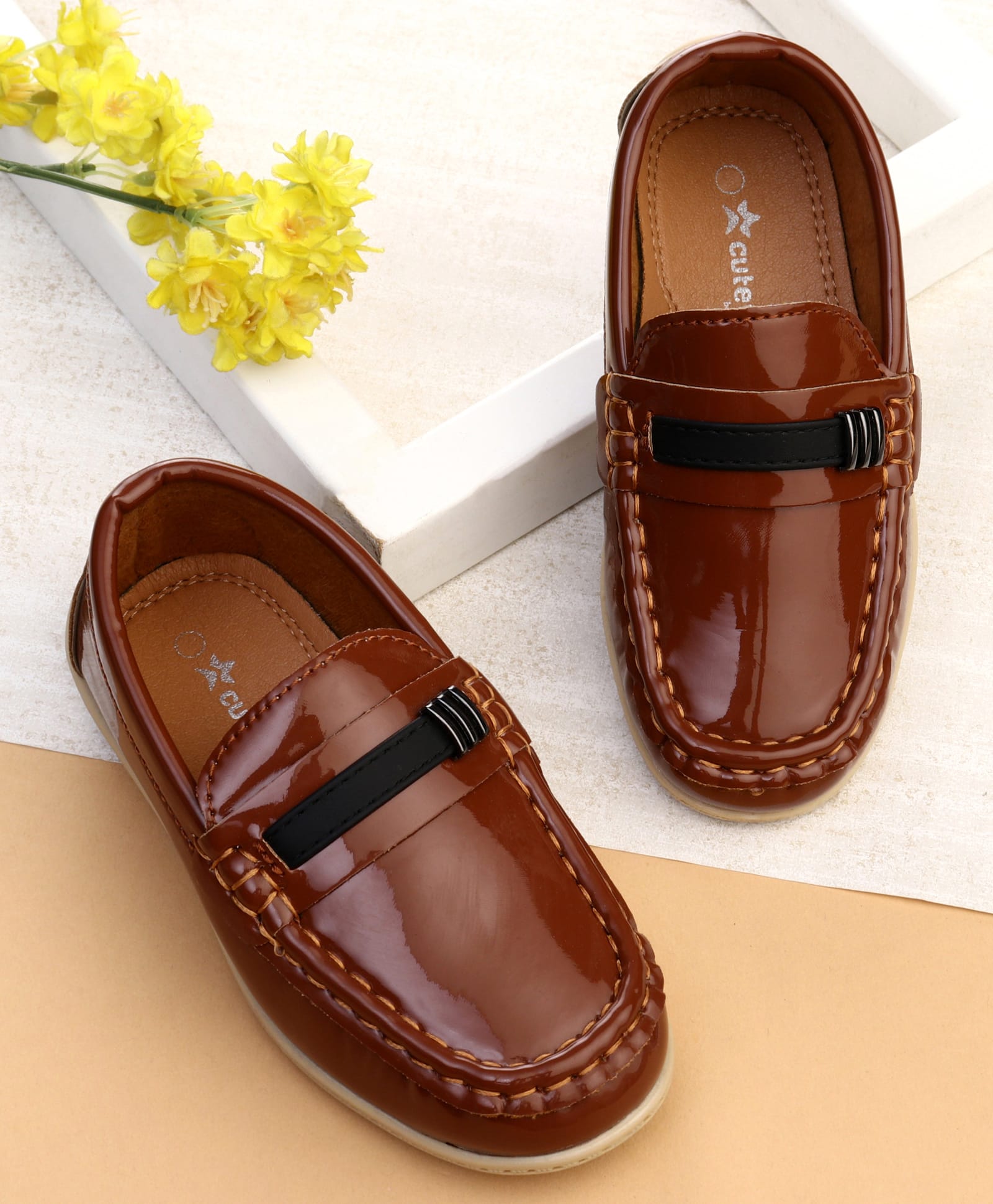 Cute Walk by Babyhug Slip On Loafers With Applique - Brown-image-34