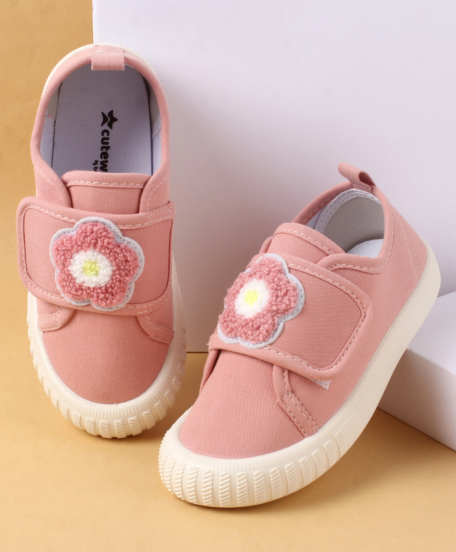 Cute Walk by Babyhug Casual Shoes with Floral Applique & Velcro Closure - Light Pink-image-36