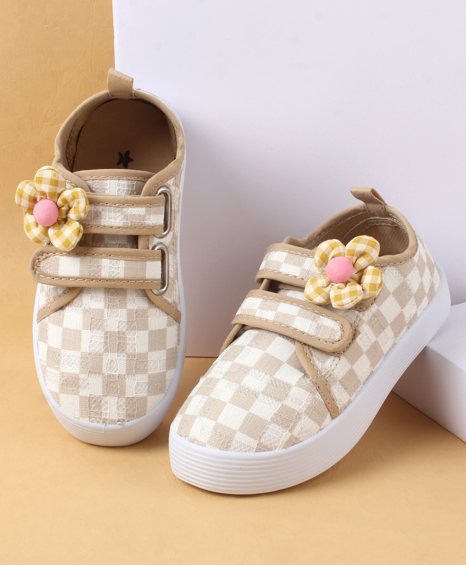 Cute Walk by Babyhug Casual Shoes with Velcro Closure Checks & Floral Applique - Beige