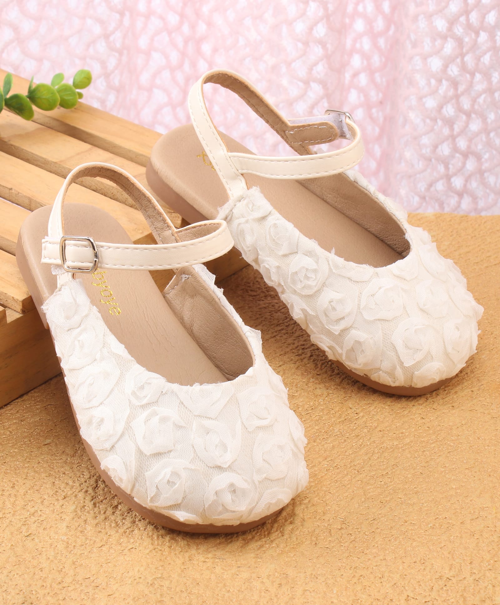 Babyoye Velcro Closure Ballerina with Floral Applique - White-picture-23