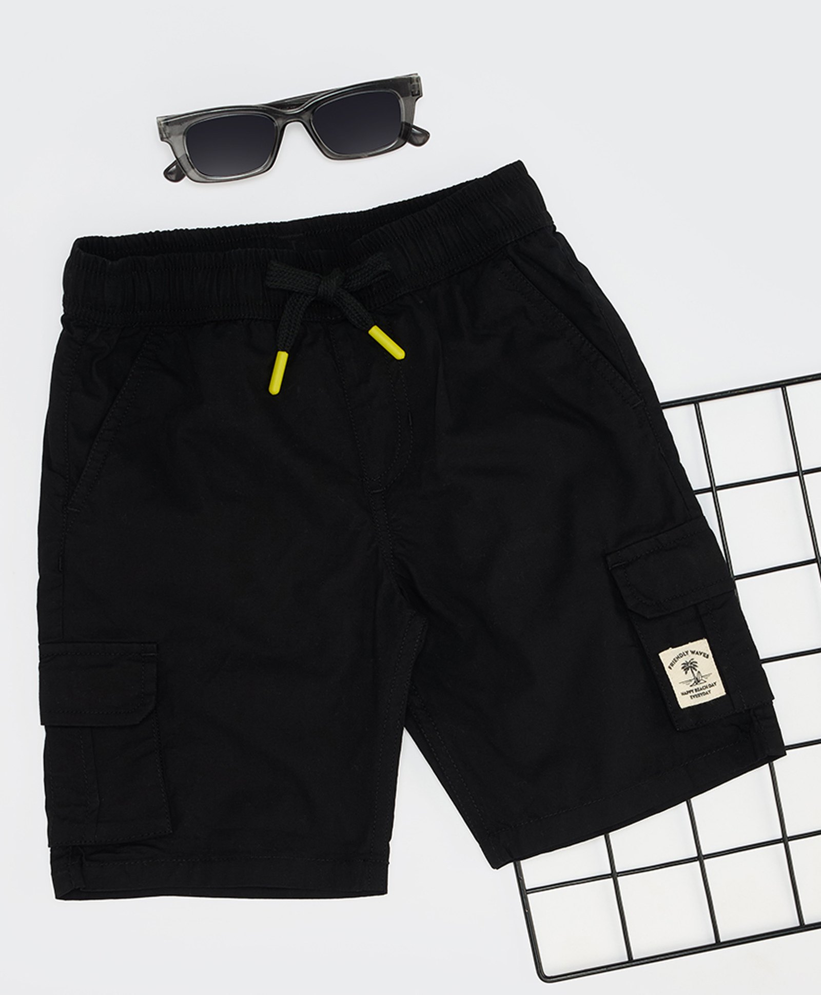 Pantaloons Junior Cotton Solid Shorts - Black-image-40