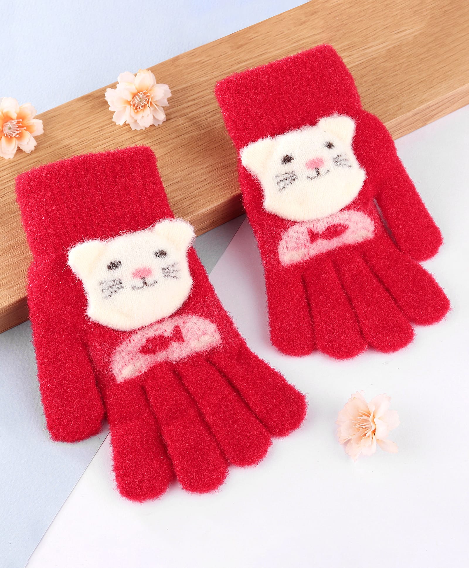 Babyhug Gloves with Kitty Applique - Red-image-6