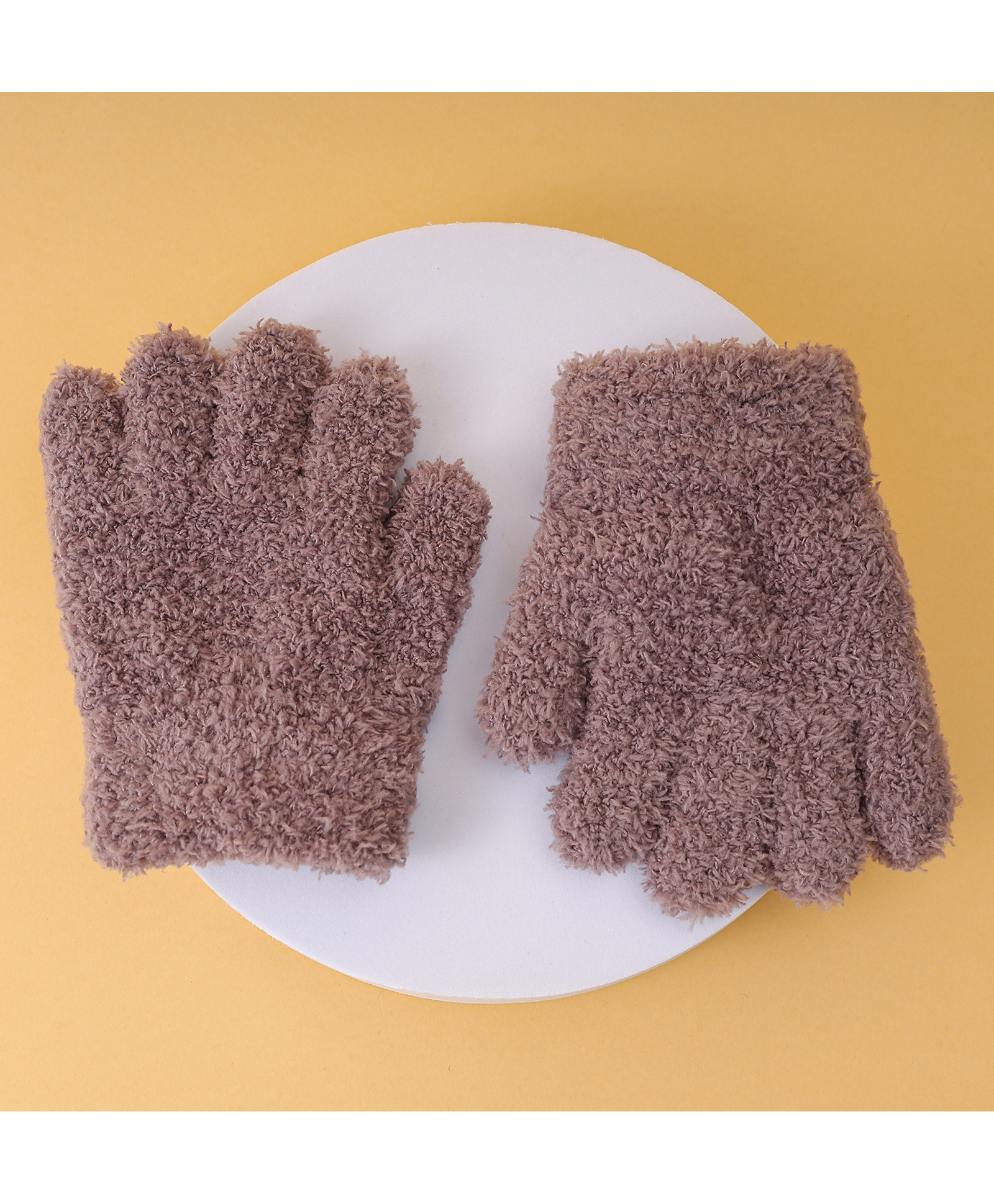 Babyhug Solid Color Fur Gloves - Rose Gold-image-7
