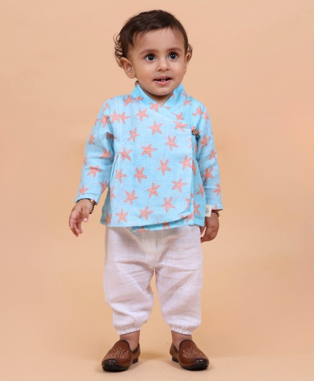 Mama & Peaches Muslin Full Sleeves Starfish Printed Angrakha Style Kurta & Pyjama Set - Blue-picture-20