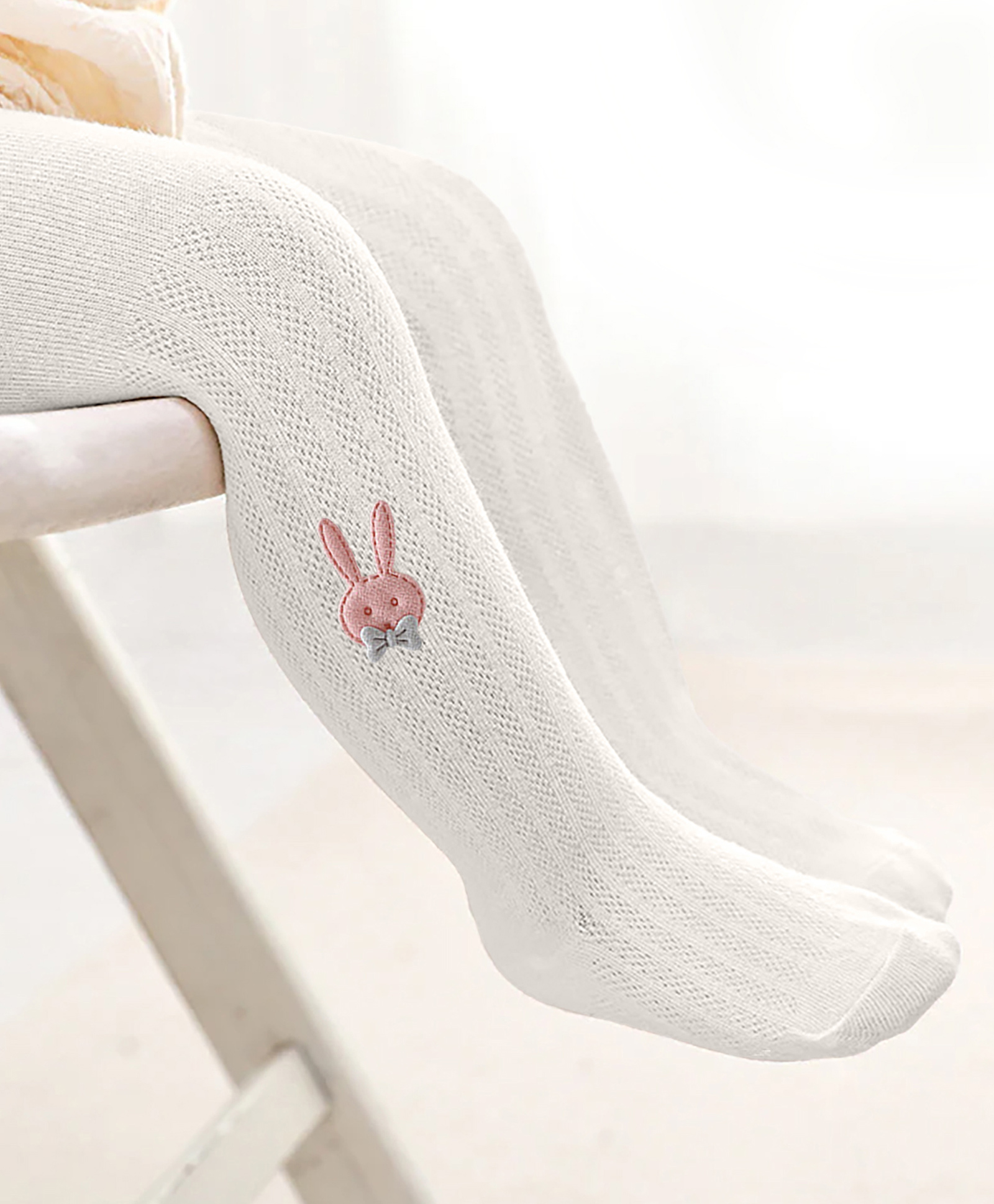 SYGA Cotton Mesh Rabbit Detail Stockings - White-picture-14
