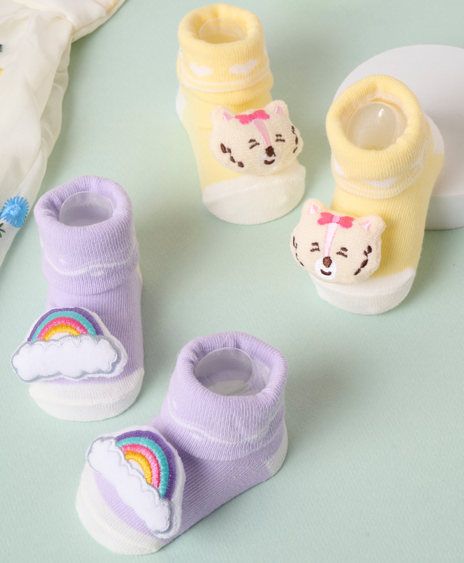Kicks & Crawl Pack Of 2 Rainbow & Baby Animal Applique Detailed 3D Socks - Purple & Yellow-picture-17