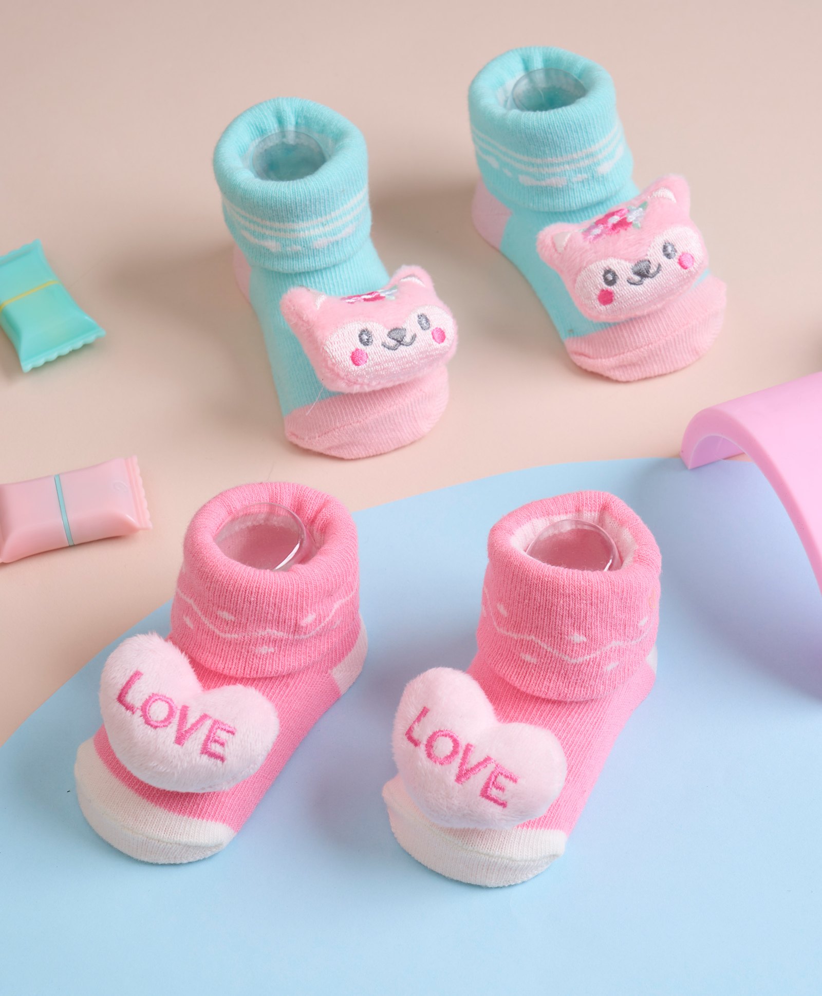 Kicks & Crawl Pack Of 2 Heart & Baby Animal Applique Detailed 3D Socks - Blue & Pink-picture-18