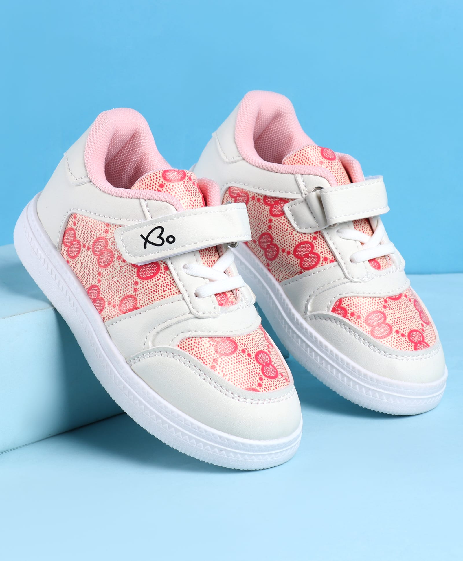 Babyoye Velcro Closure Casual Shoes with Print - Pink-image-33