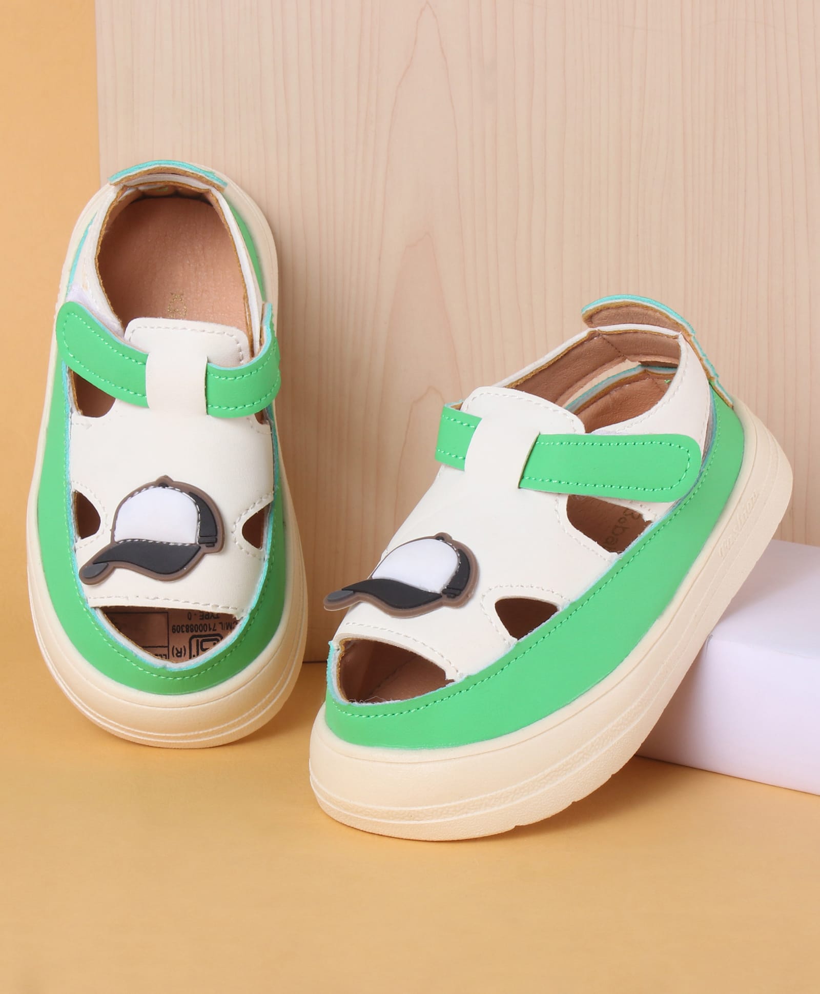 Babyoye Velcro Closure Sandals with Cap Applique - Green-image-48