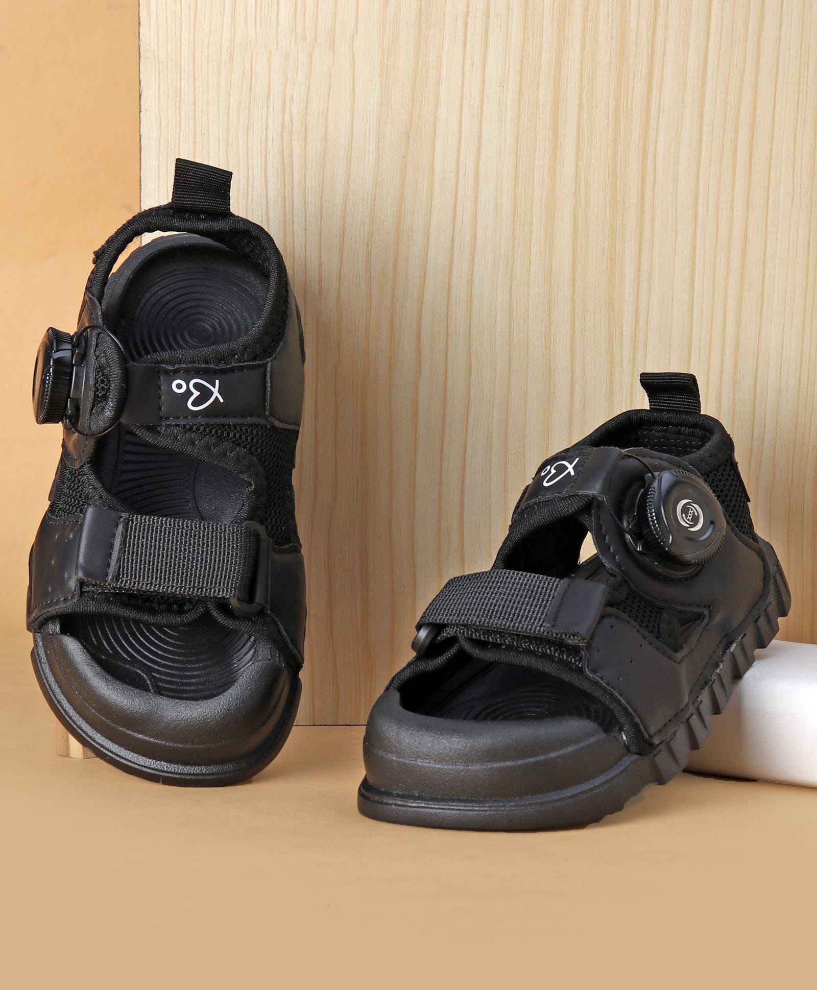 Babyoye Velcro Closure Solid Colour Sandals - Black-picture-23