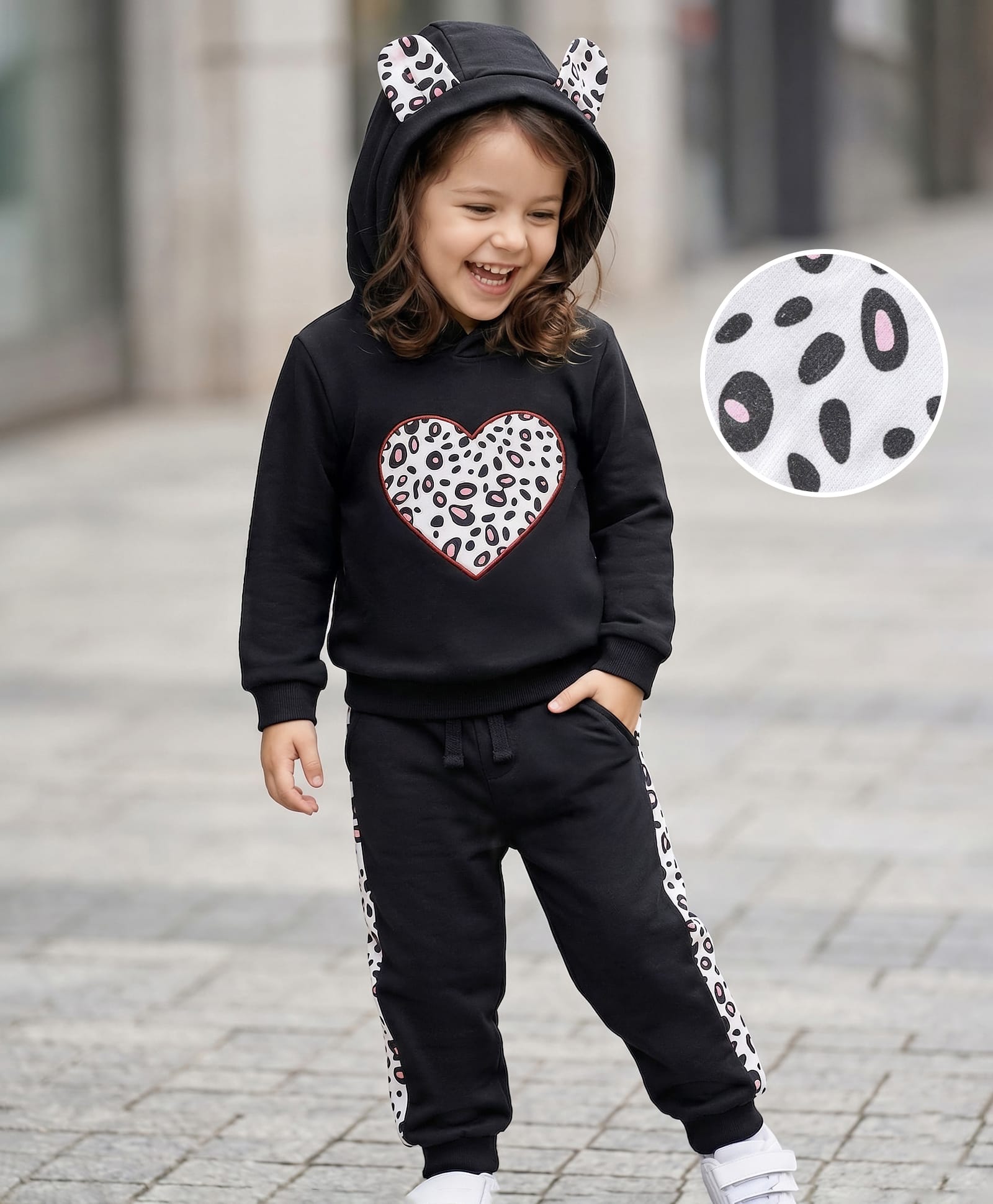 Mark & Mia Terry Knit Full Sleeves Winter Wear Hooded Sweatshirt & Lounge Pant Set With Hearts Print - Black-image-21