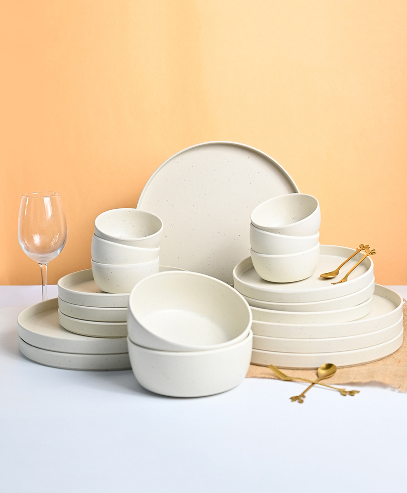 Von Casa Minto Cream Sparkle Dinner Set-image-42