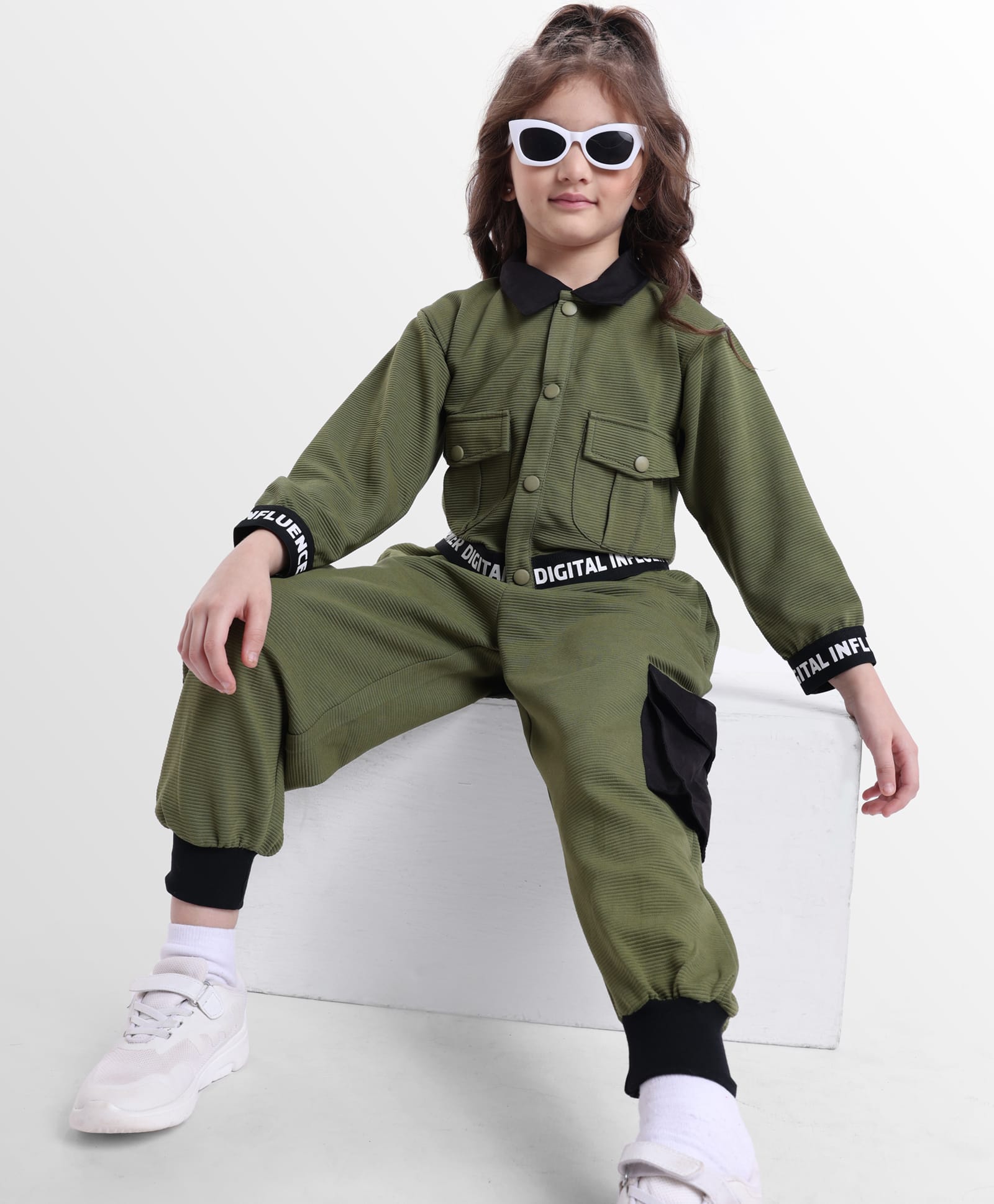 OLLINGTON ST. Ottoman Winterwear Co-Ord Set Of Full Sleeves Jacket & Joggers - Olive Green-image-23