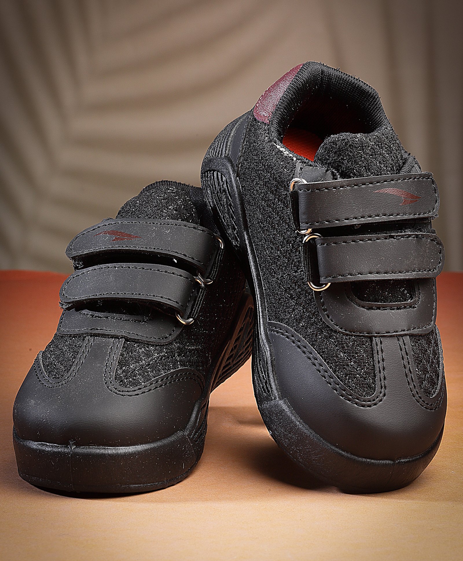 asian Placement Striped Velcro Closure Shoes - Black-image-20
