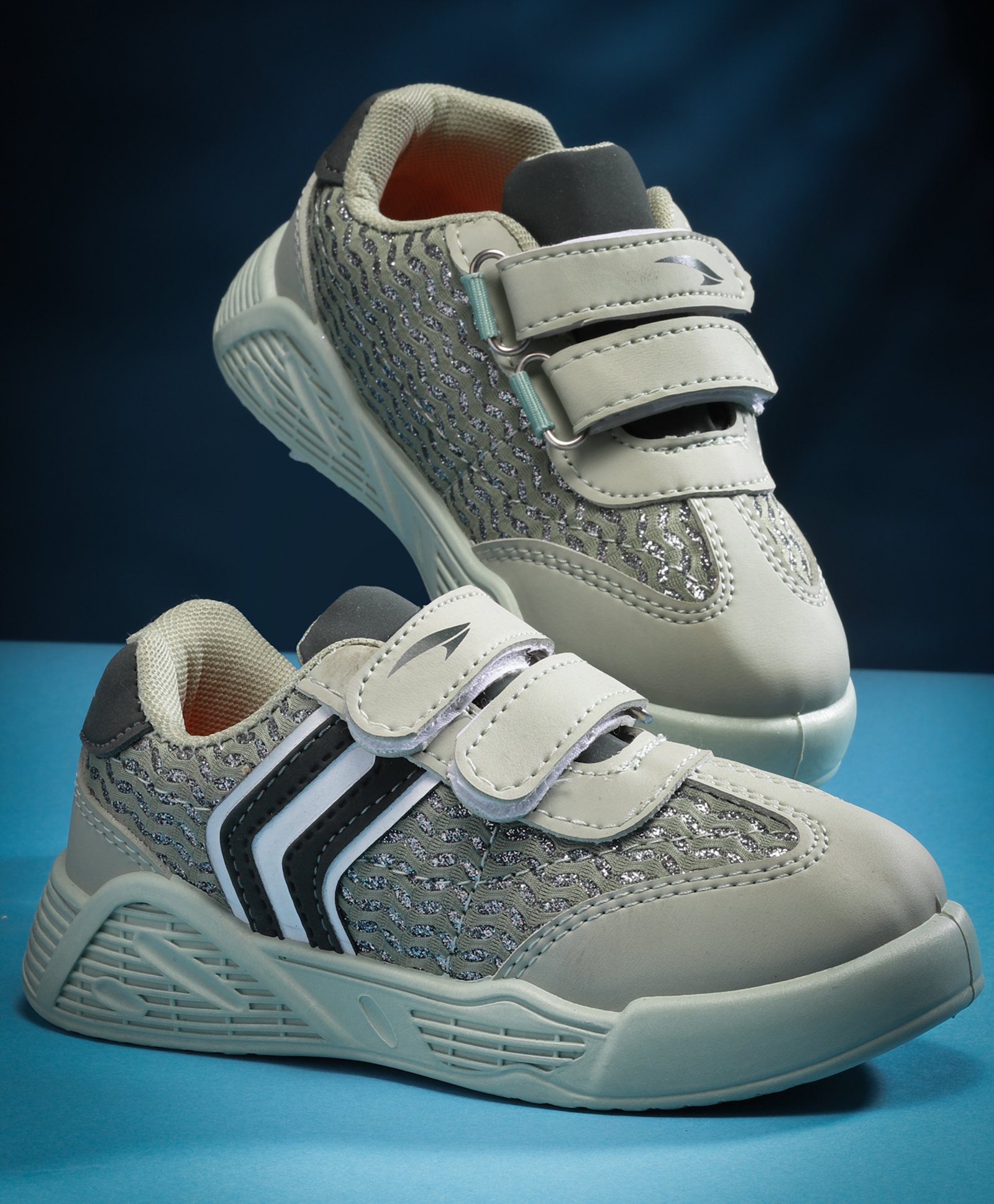 asian Floral Designed Velcro Closure Sneakers - Pista-image-45
