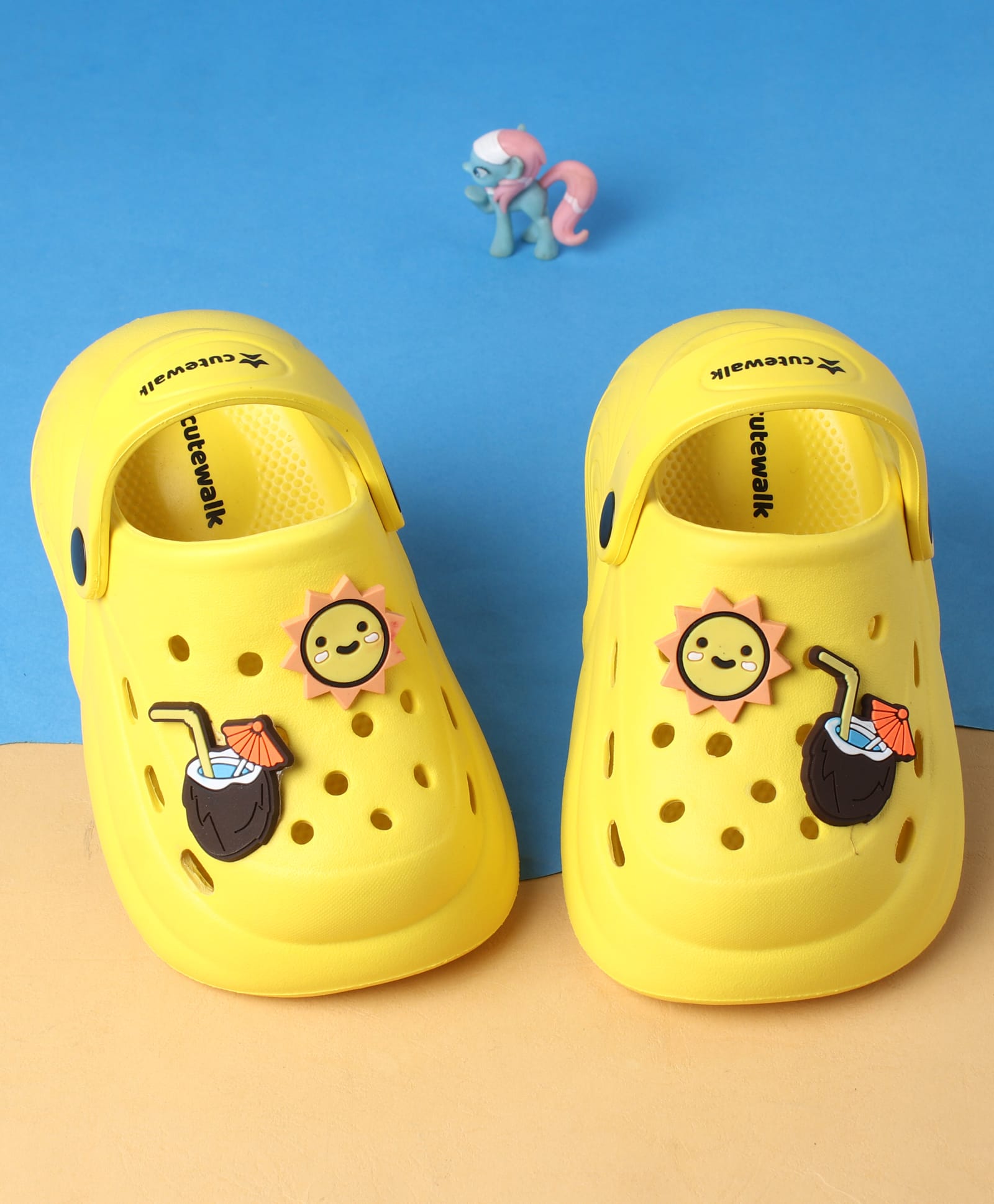 Cute Walk by Babyhug Clogs With Back Strap Closure & Sun Applique - Yellow-picture-27