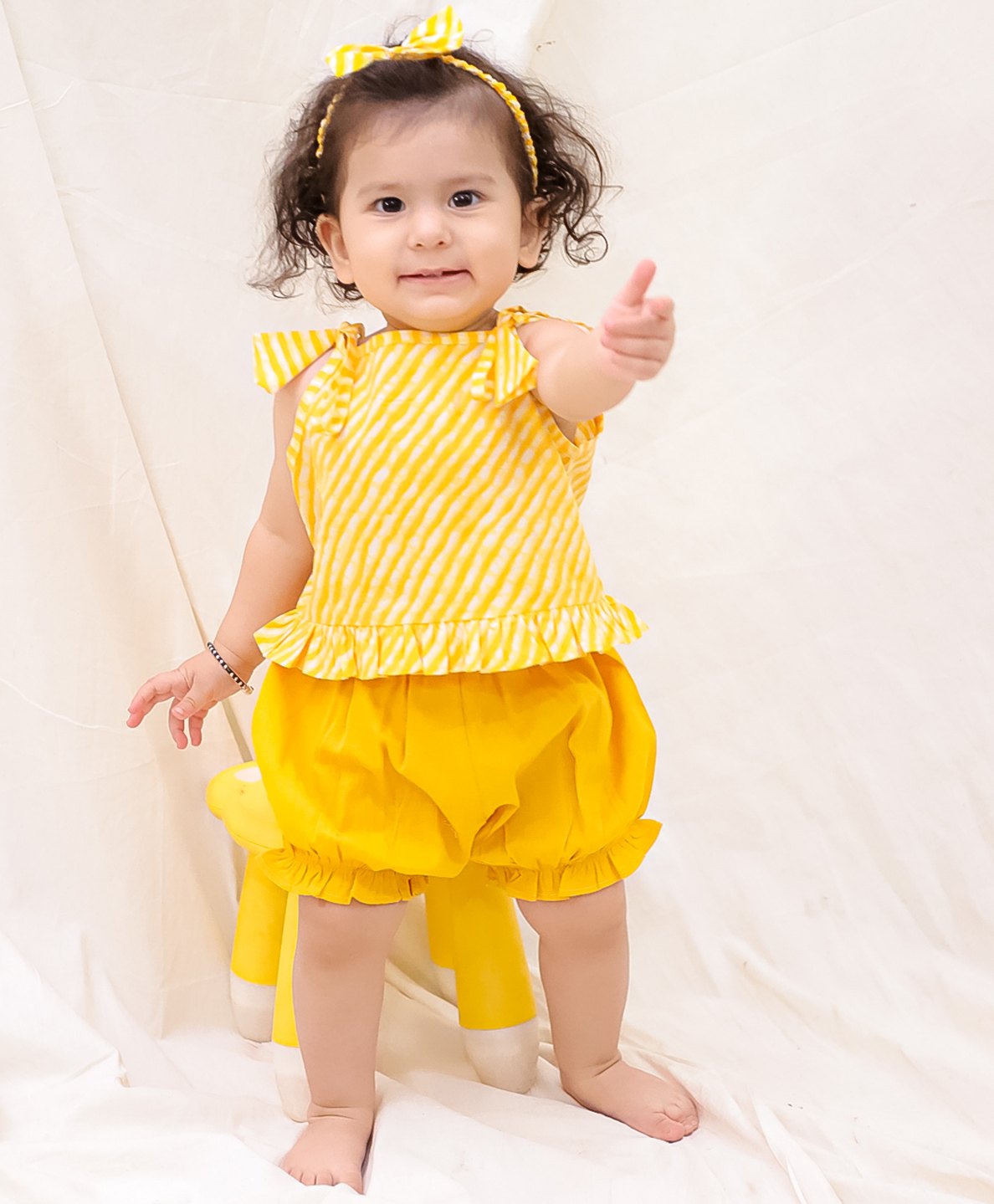 BownBee Cotton Sleeveless Leheriya Printed Jhabla & Shorts With Headband Set - Yellow-picture-17