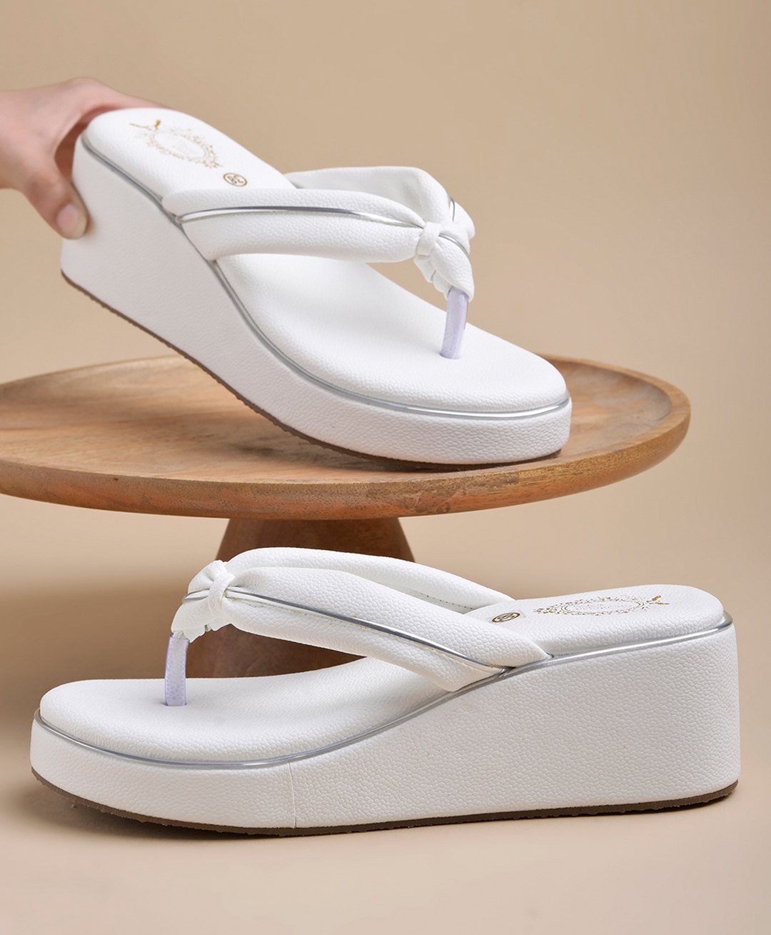 Shoetopia Solid Knot Designed Platform Heel Sandals - White-picture-35