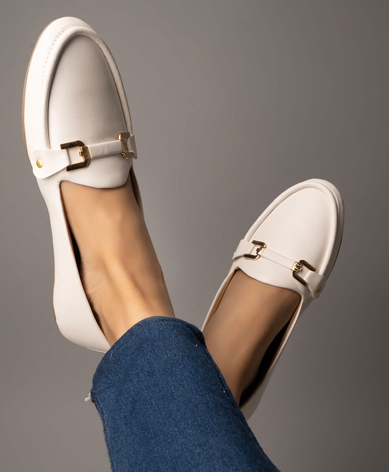 Shoetopia Buckle Detailed Ballerinas - White-image-47
