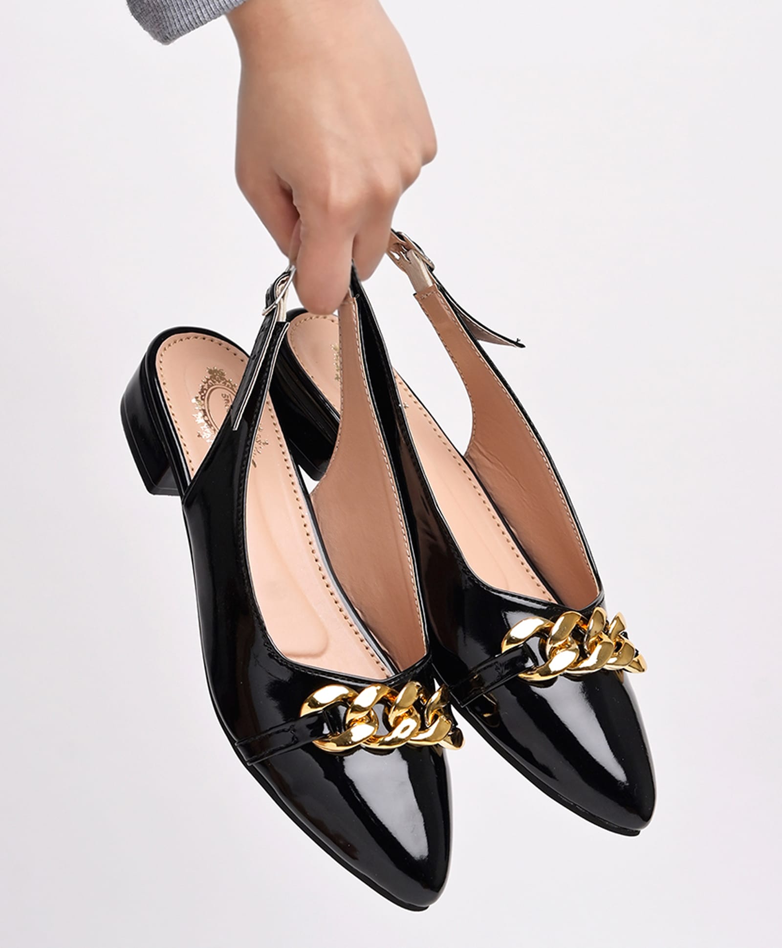 Shoetopia Metal Applique Detailed Buckle Closure Ballerinas - Black-picture-35