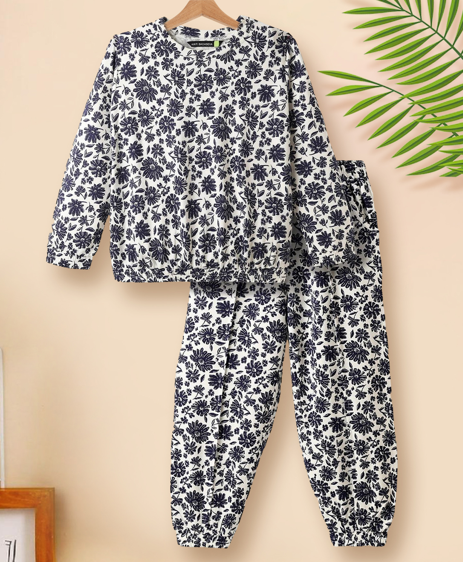 Tiara Fleece Knit Full Sleeves Floral Printed Coordinating Sweatshirt & Joggers Set - Blue-picture-42