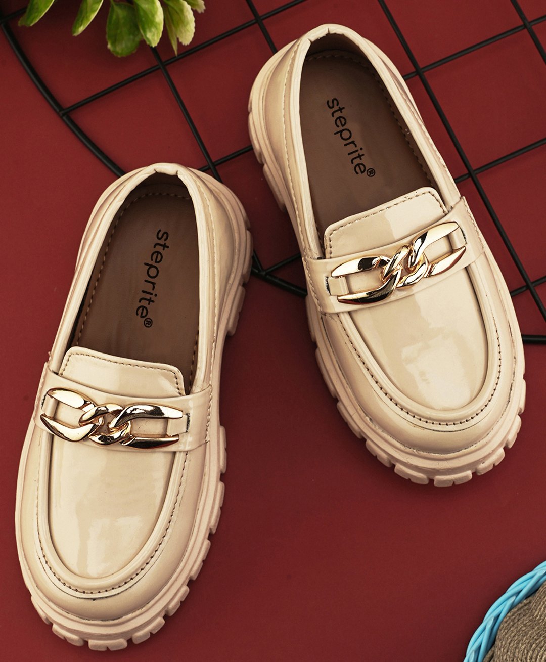 Steprite Metal Applique Detailed Boat Shoes - Cream-picture-22