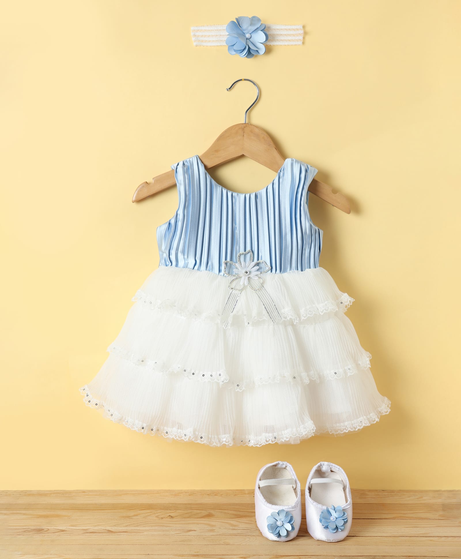 Enfance Sleeveless Striped Layered Knee Length Dress With Headband & Booties Set - Blue-picture-13