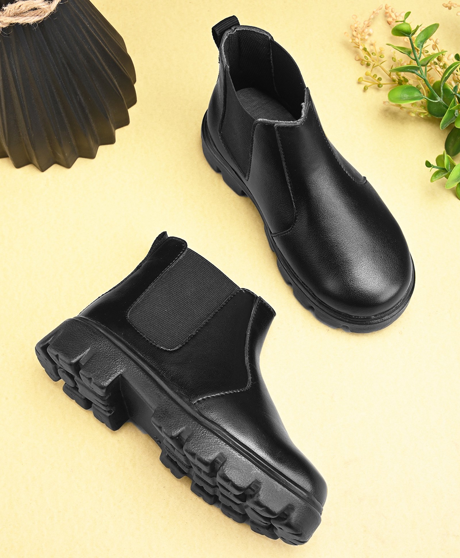 Stefens Solid Slip On Boots - Black-picture-26