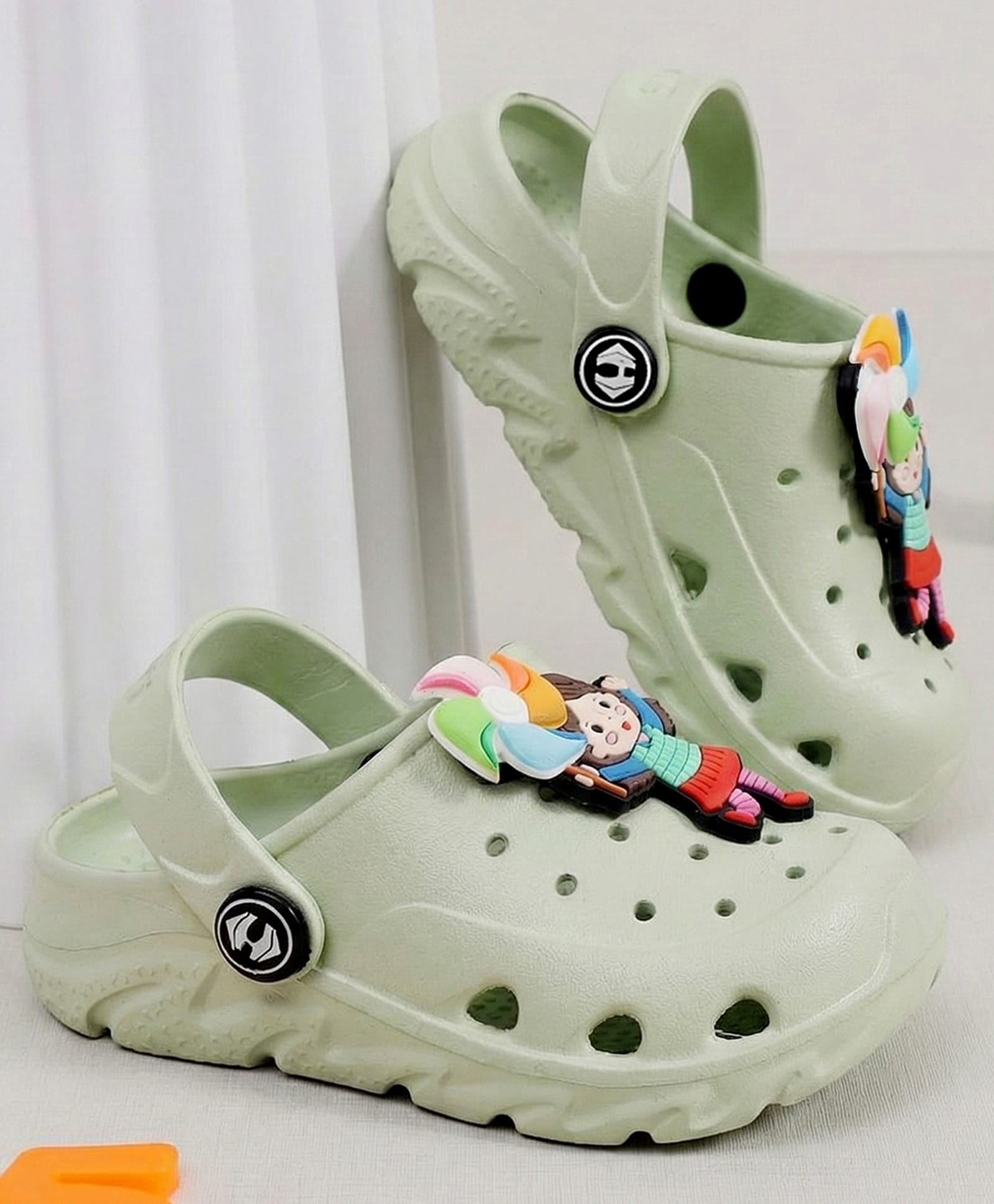 HOPPA SWEDEN Perforated Clogs With Baby Girl Charms - Mint-picture-10