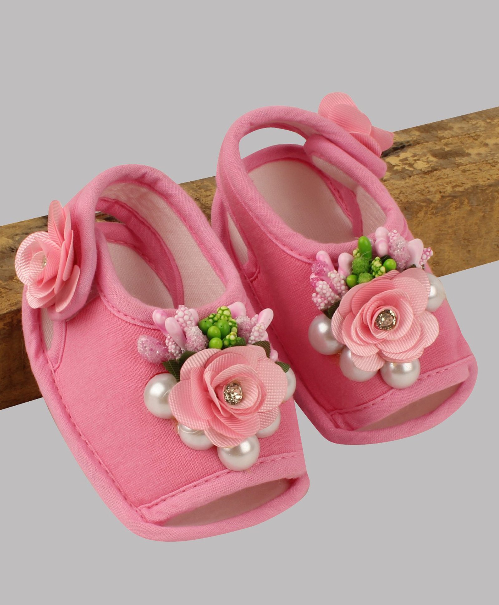 Daizy Floral Applique Detailed Stones Embellished Velcro Closure Sandals - Baby Pink-picture-15