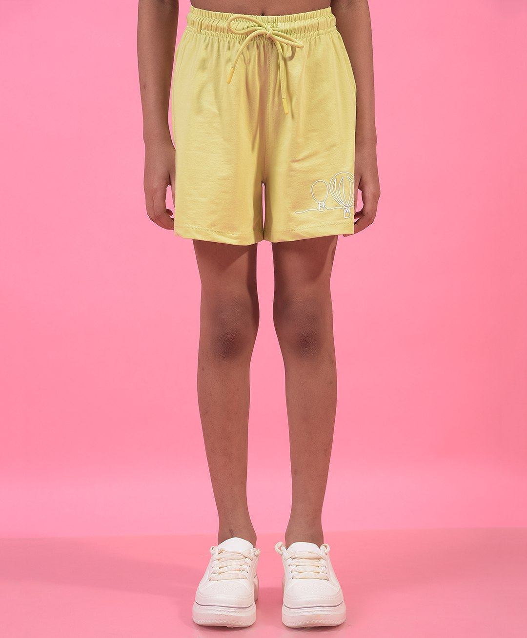CRIMSOUNE CLUB Cotton Woven Hot AIr Balloon Embroidered Shorts - Yellow-picture-14